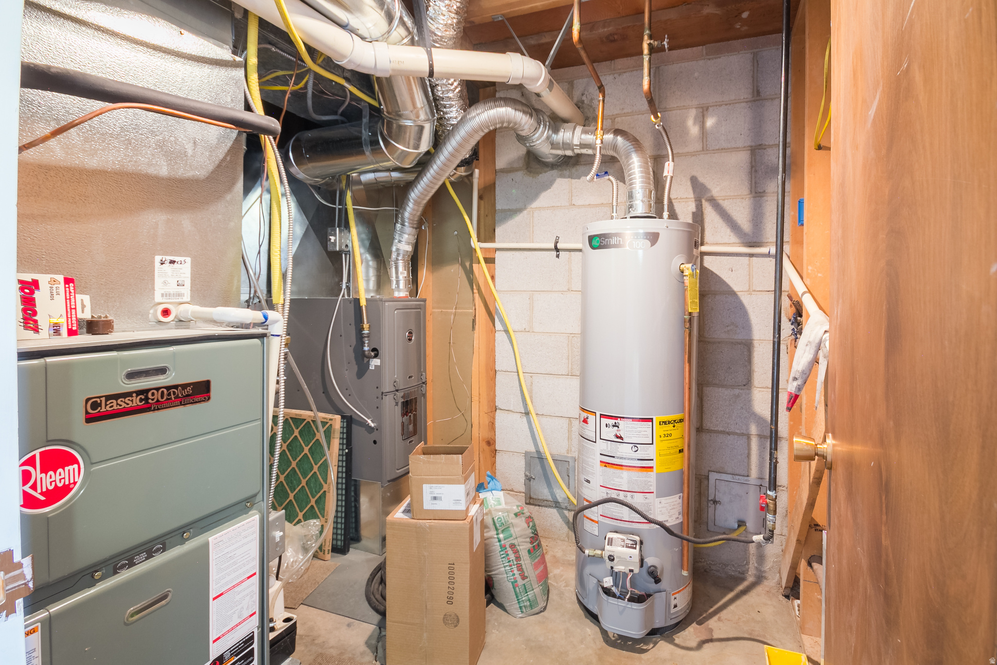 main property photo 22