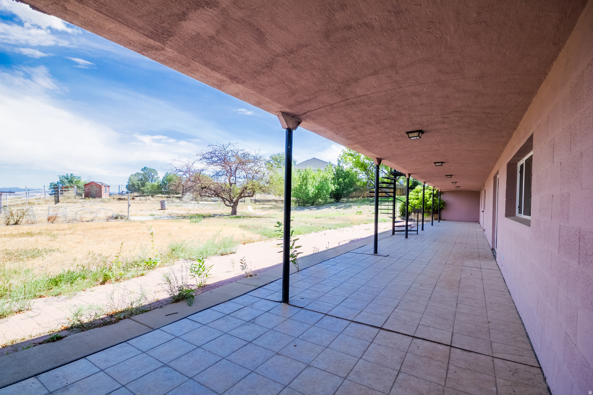 main property photo 24