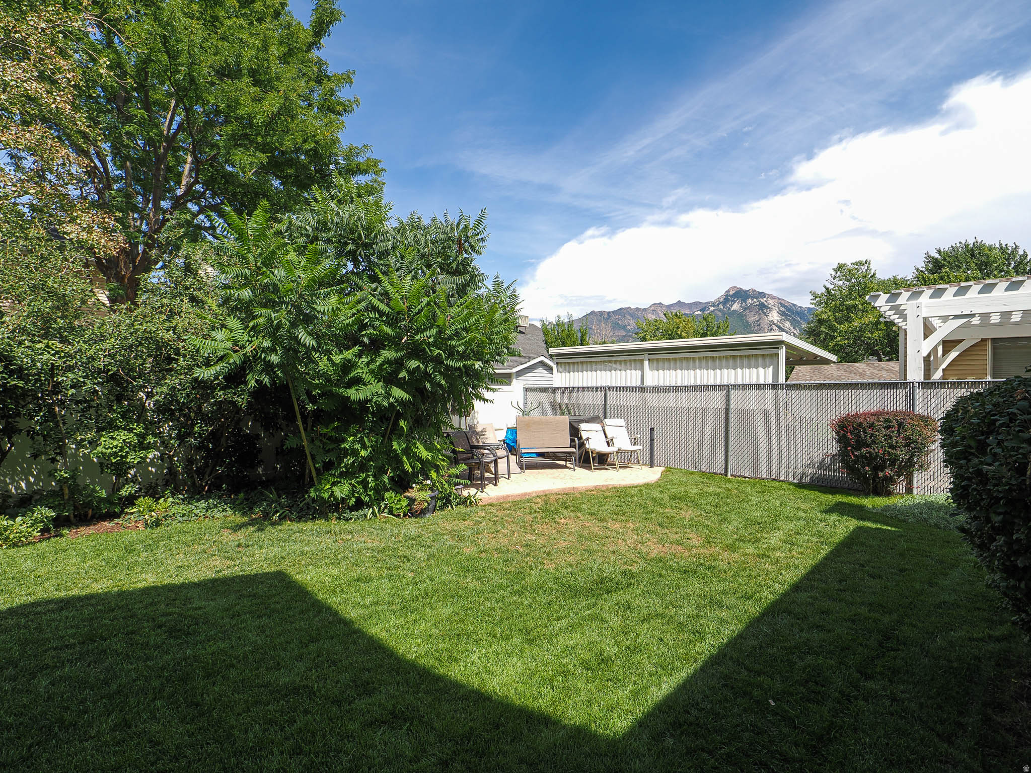 main property photo 47