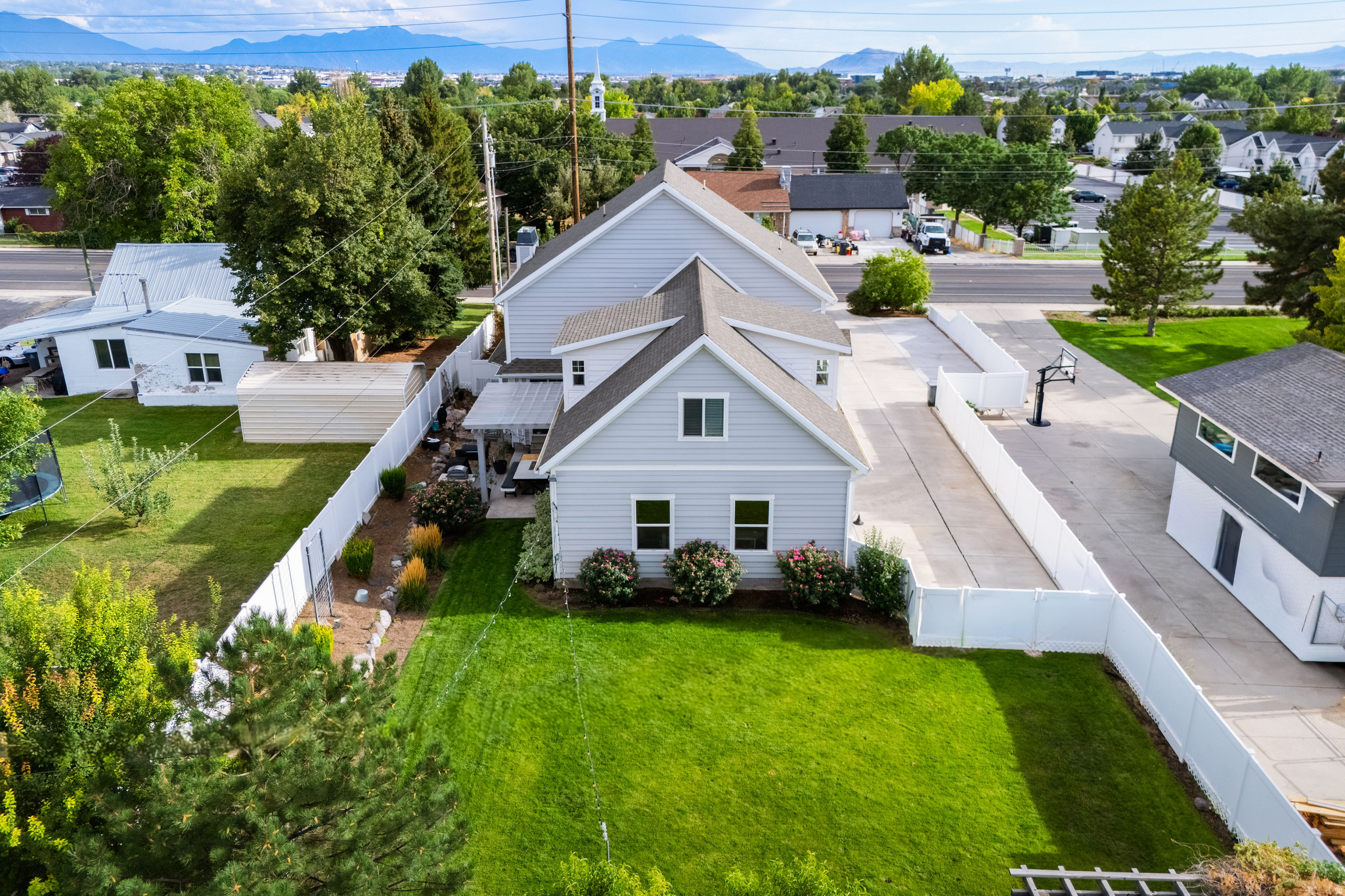 main property photo 65