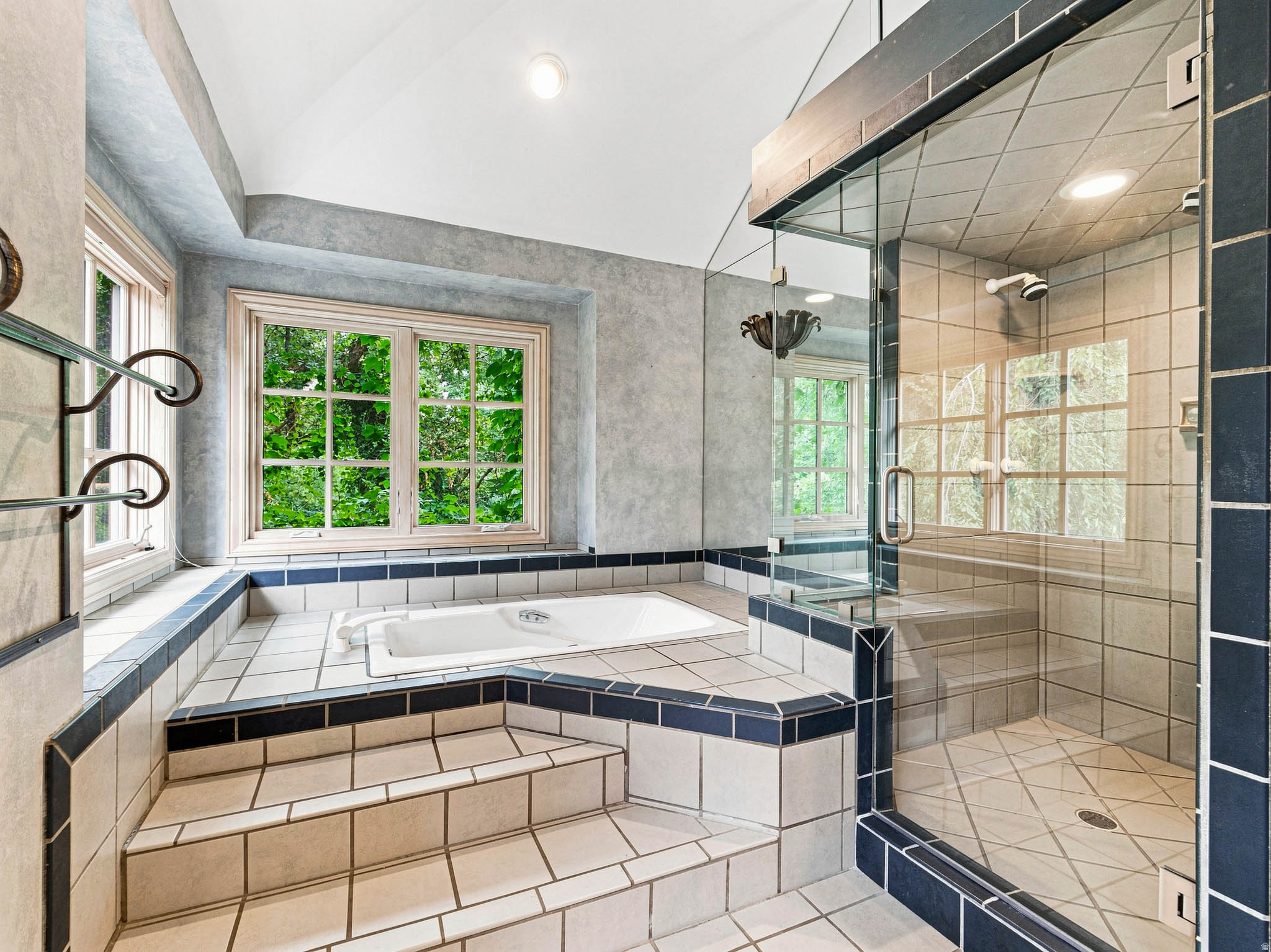 main property photo 60