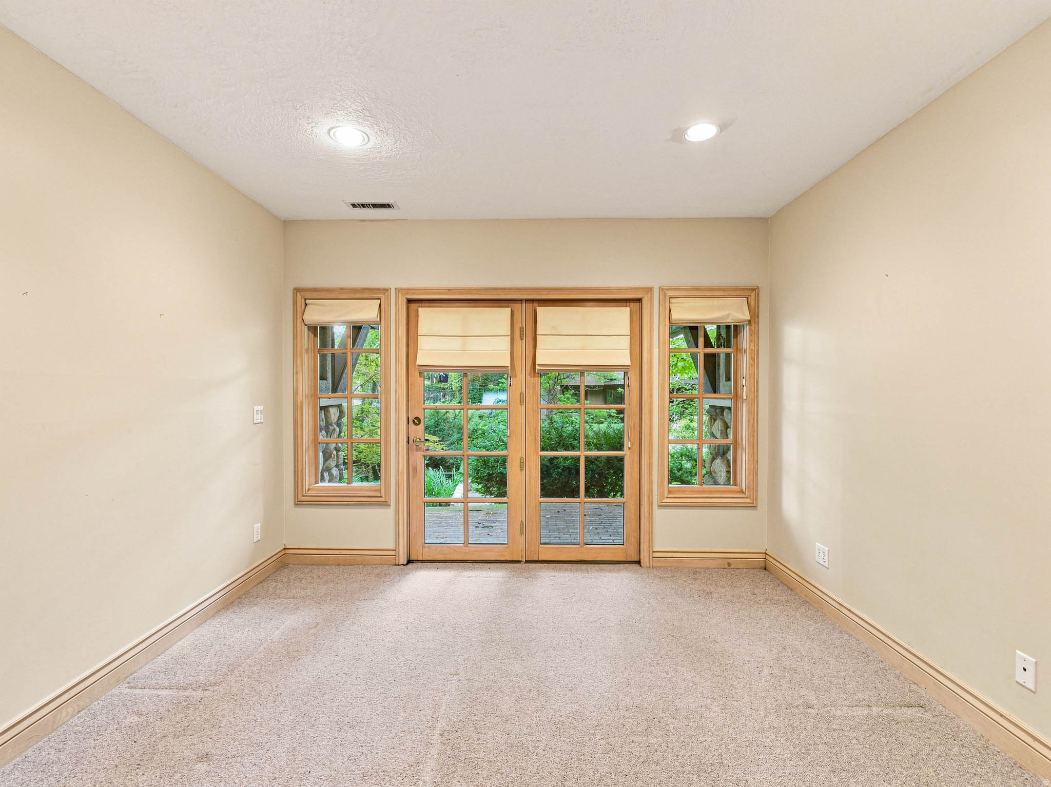 main property photo 70