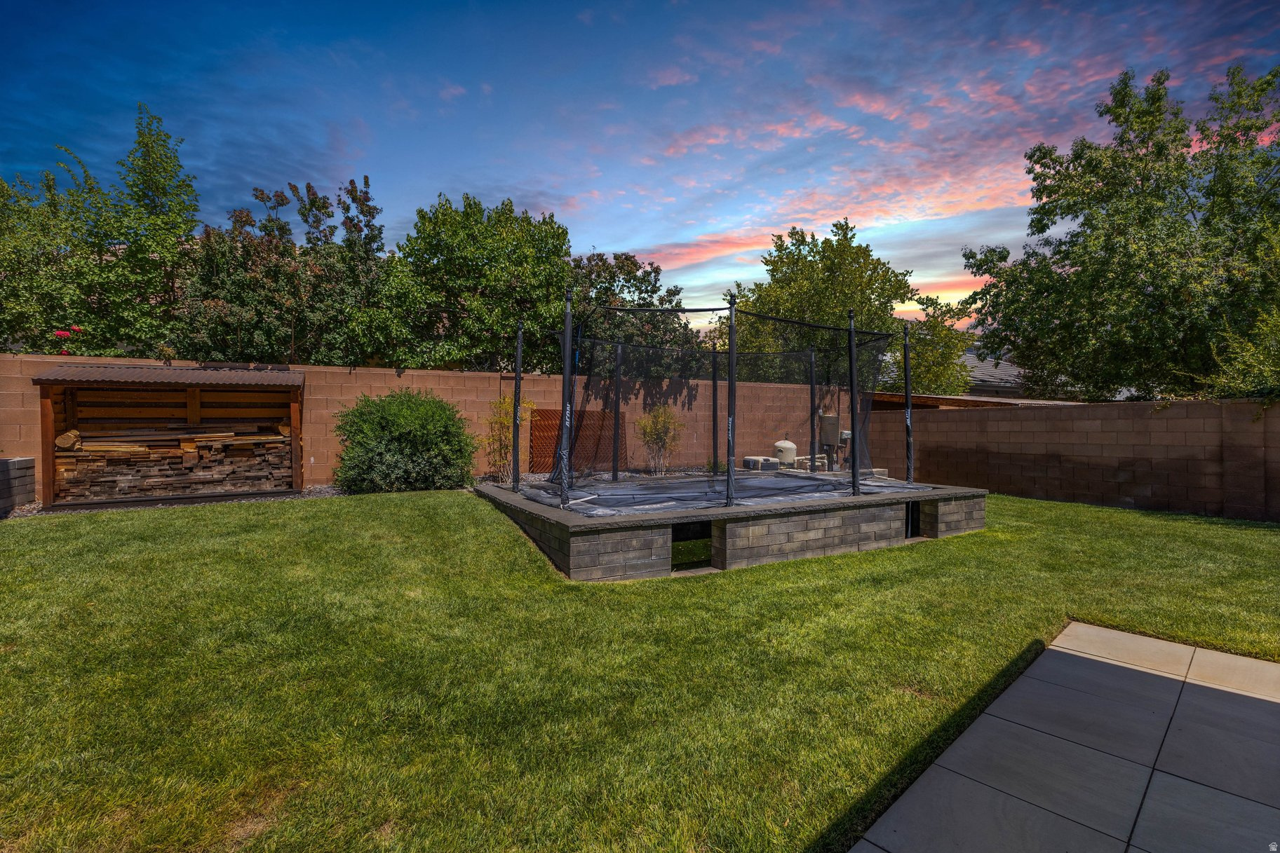 main property photo 49