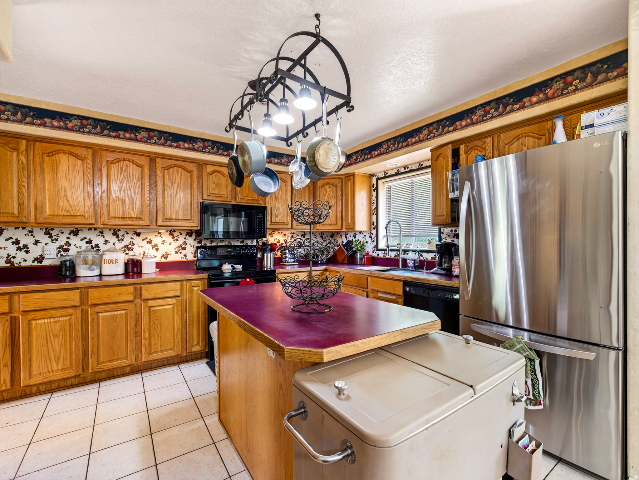 main property photo 22