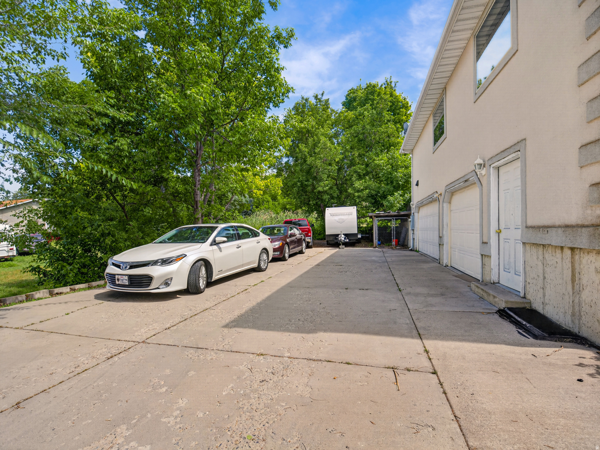 main property photo 7