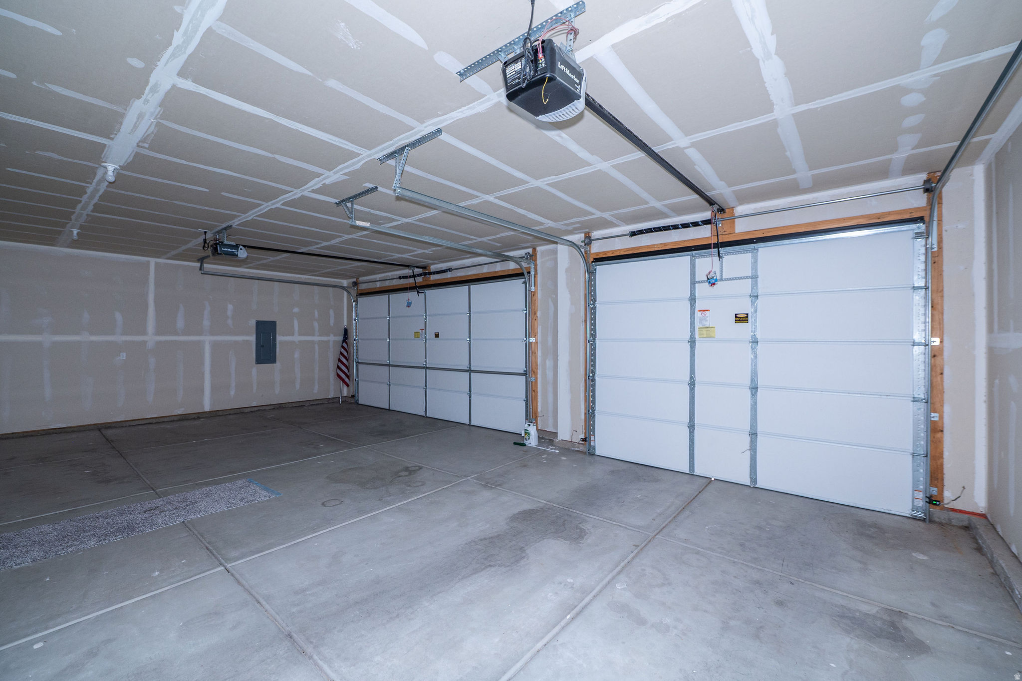 main property photo 49