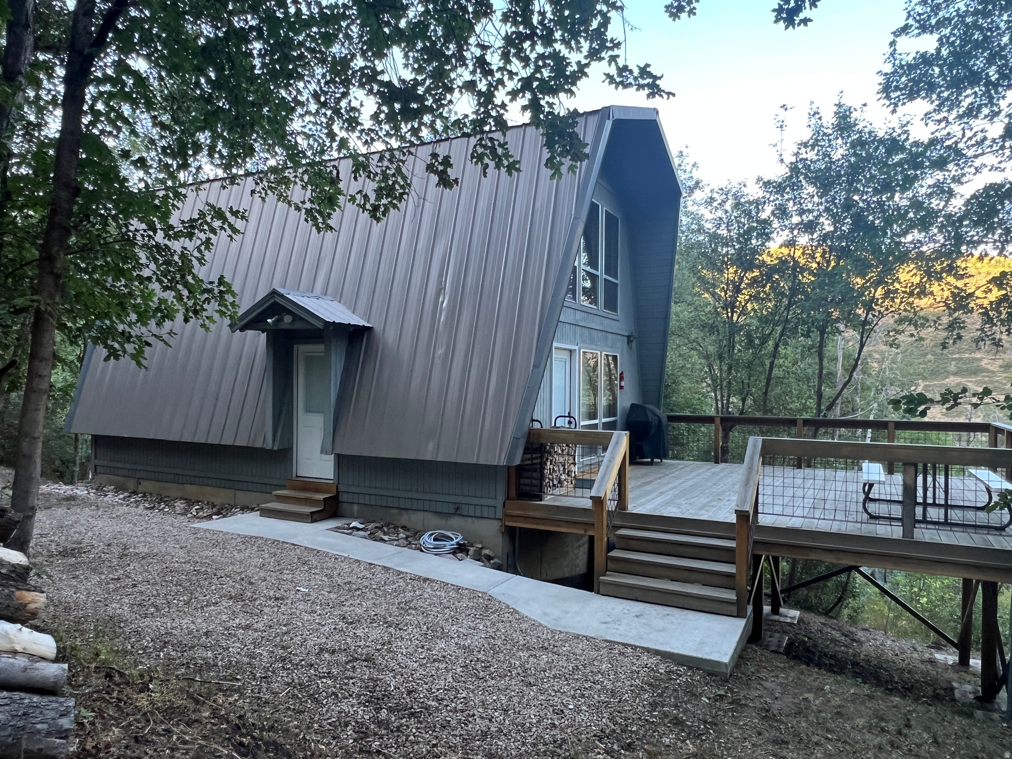 main property photo 8
