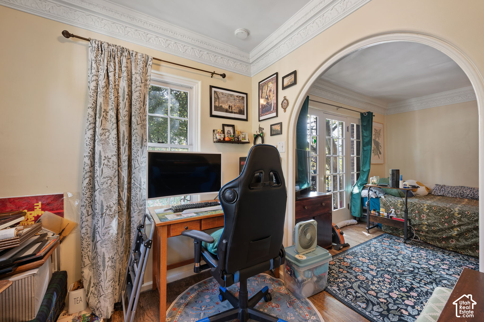 main property photo 11