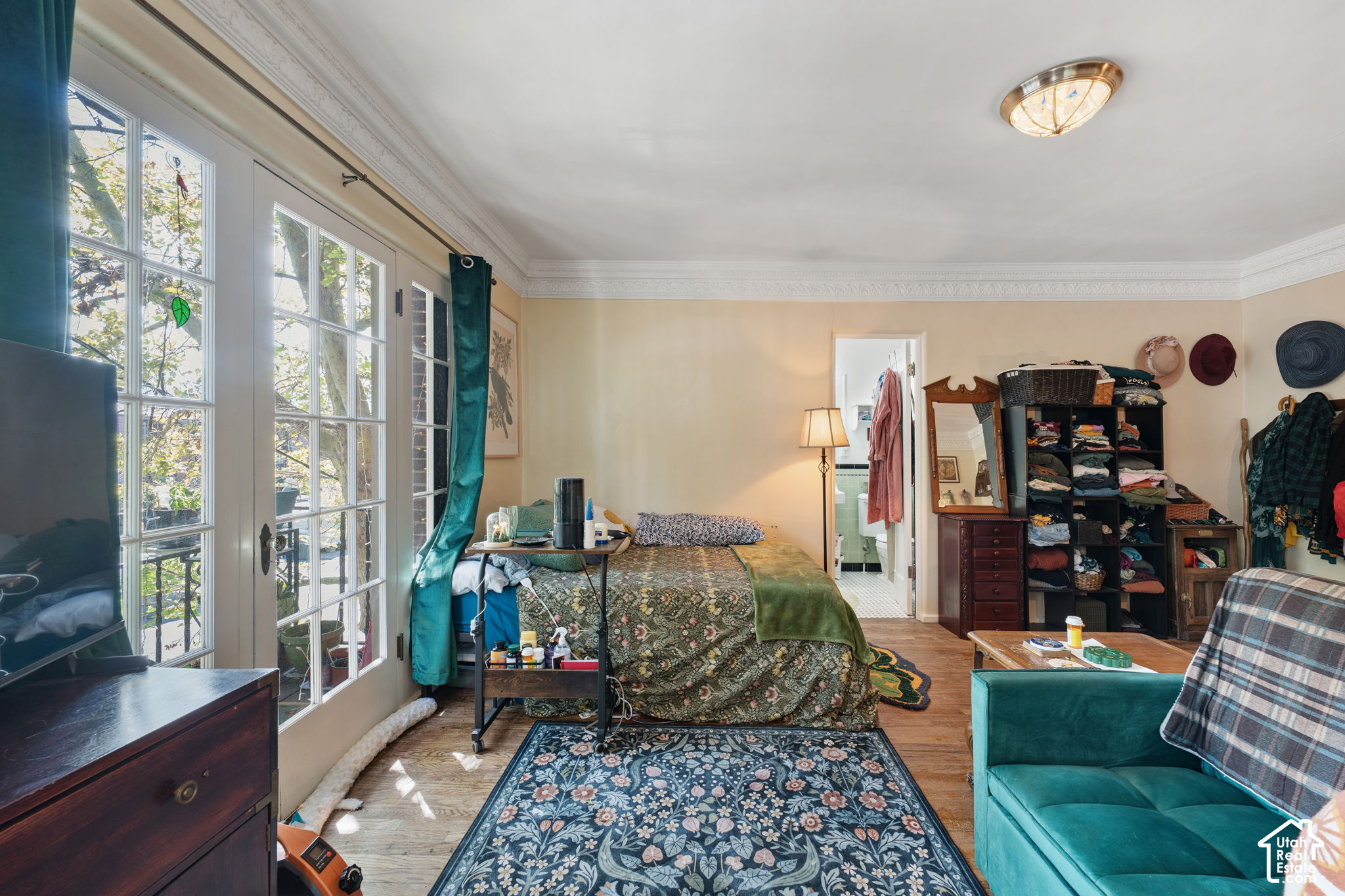 main property photo 16