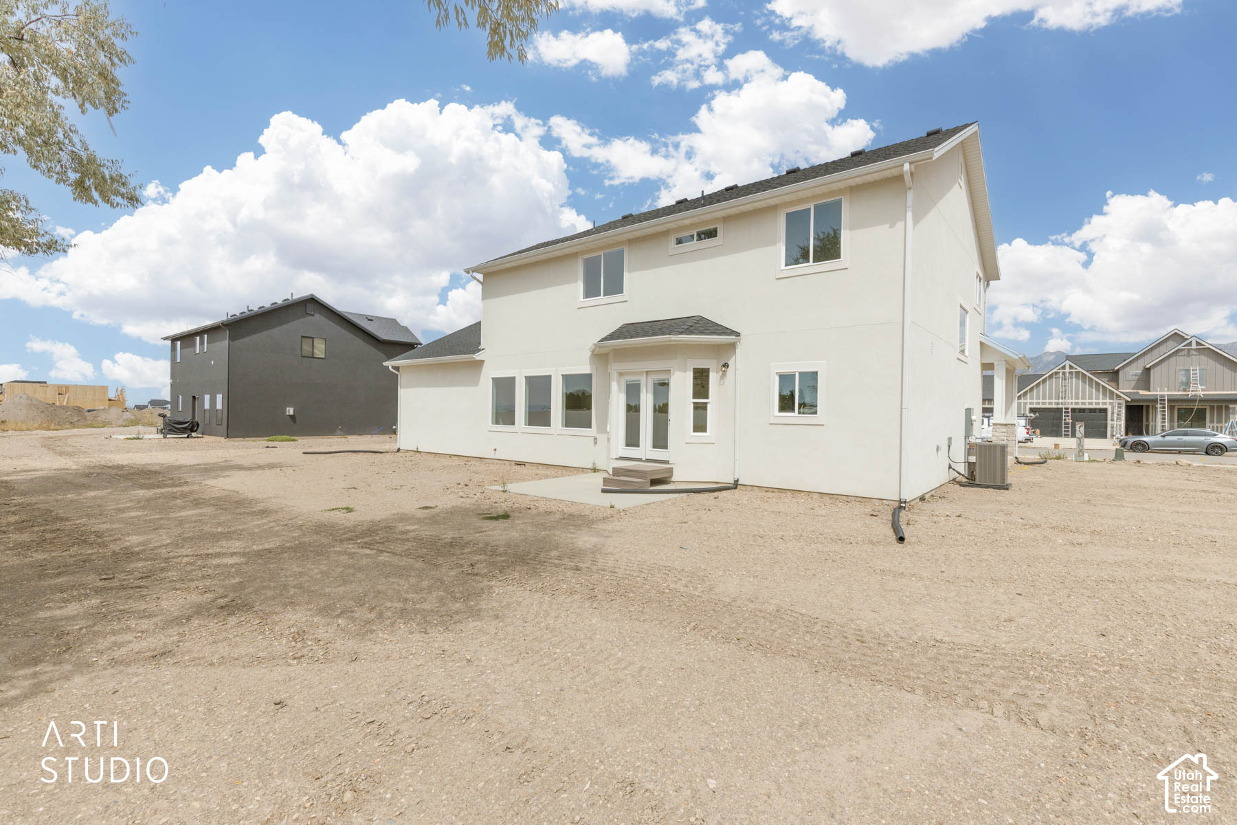 main property photo 35