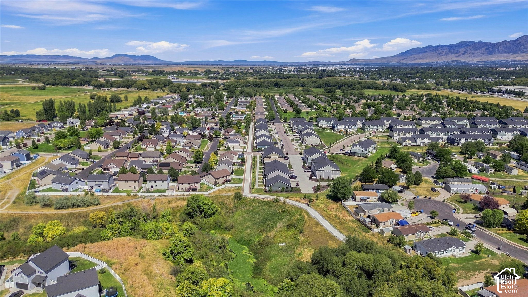 main property photo 31