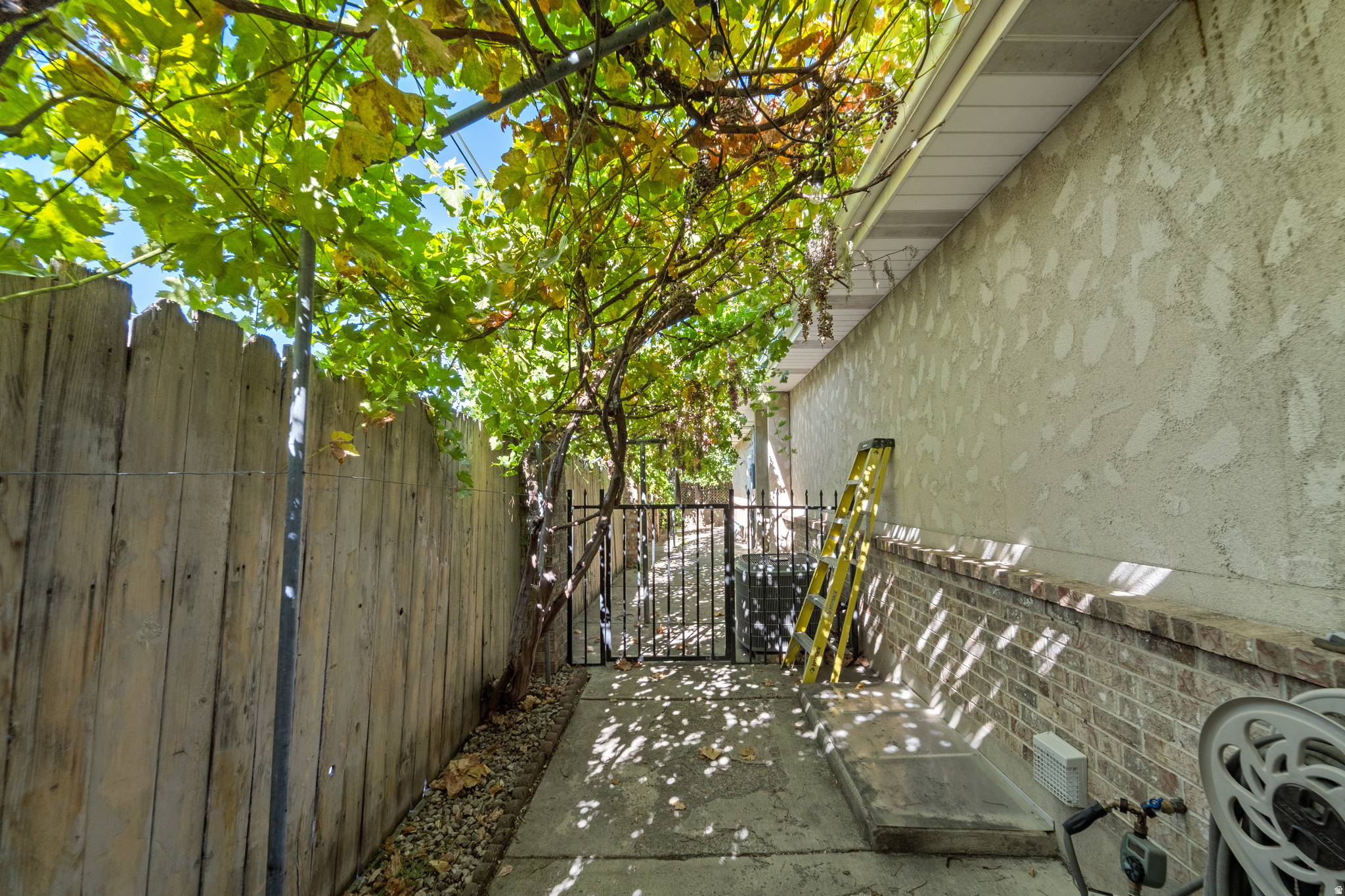 main property photo 49