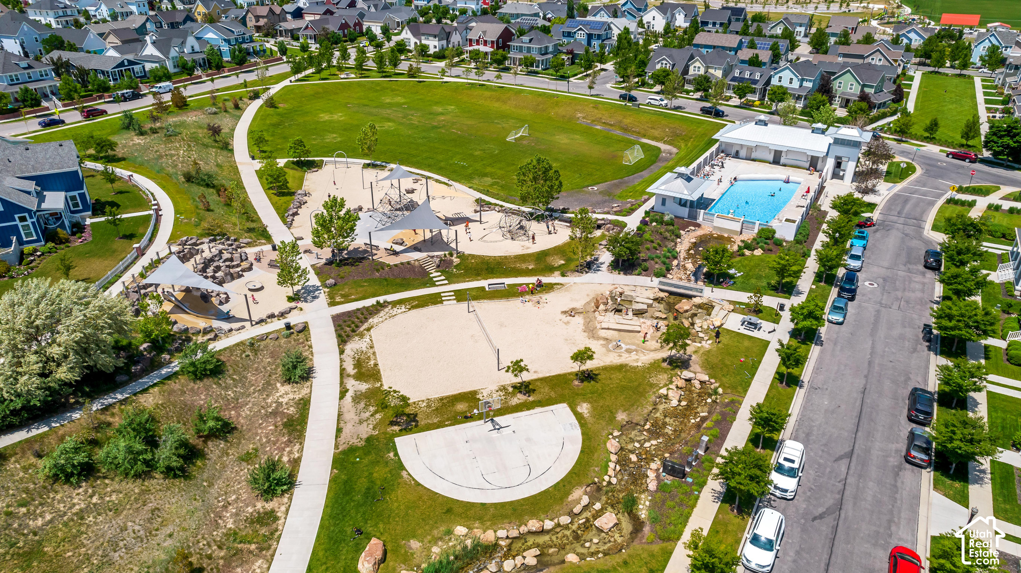 main property photo 39