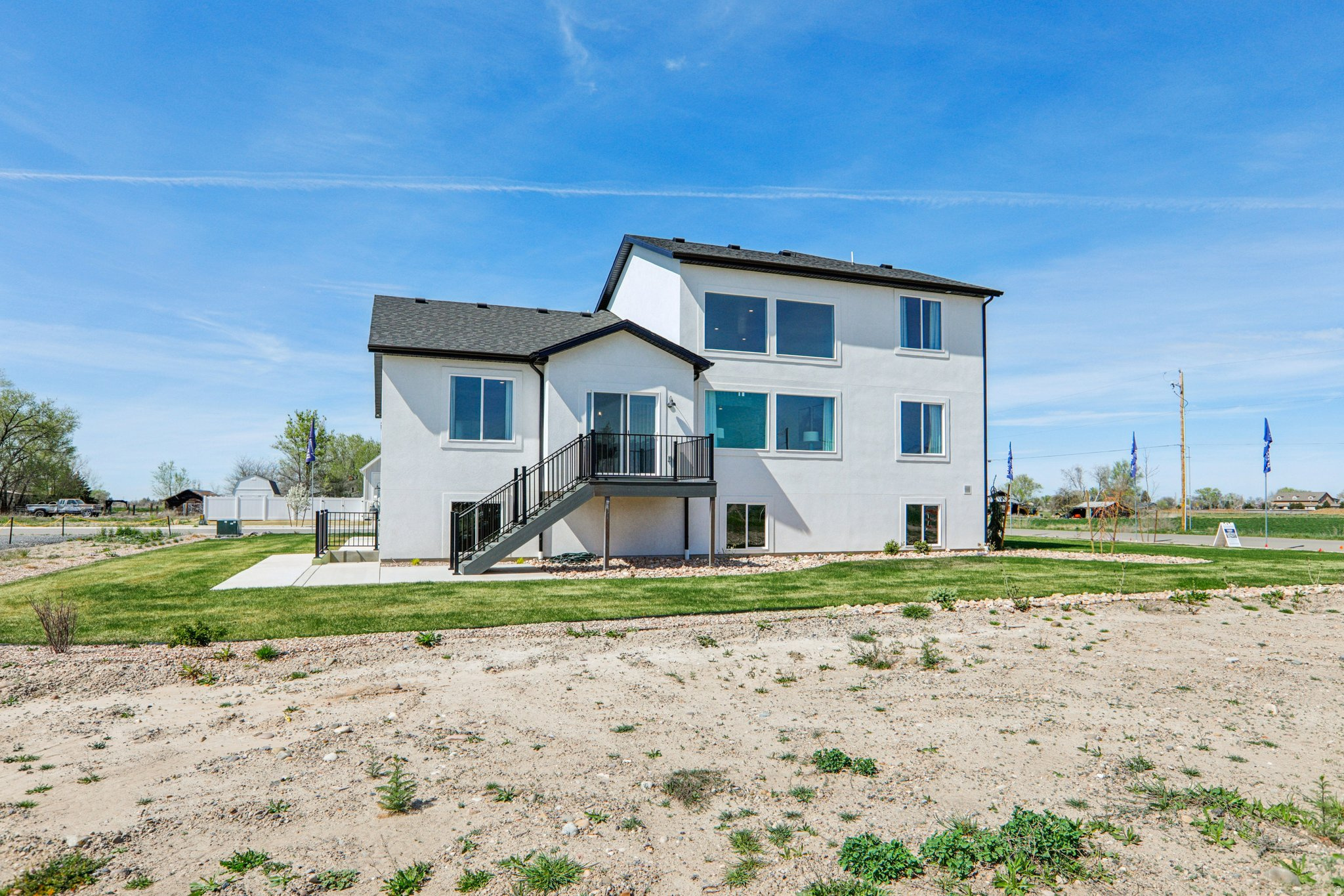 main property photo 29