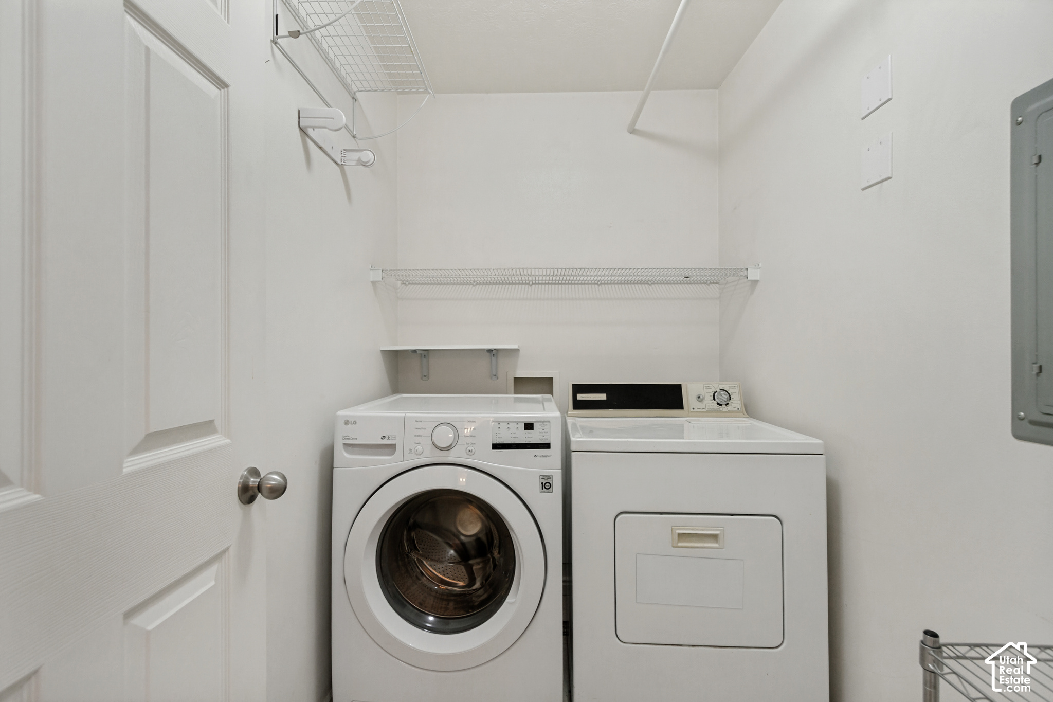 main property photo 33