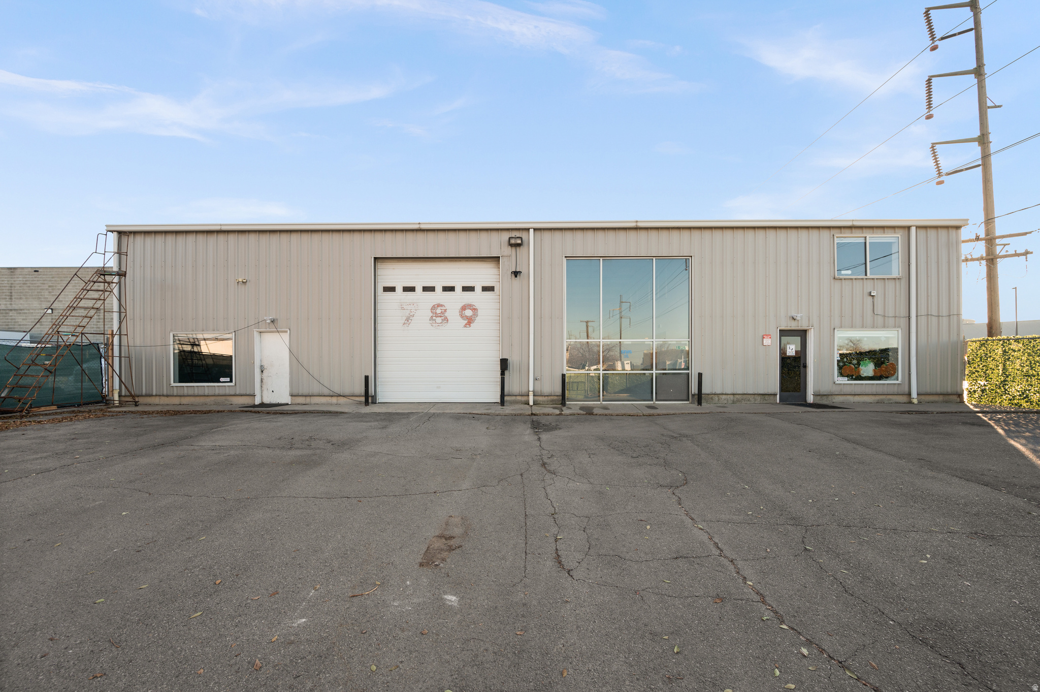 main property photo 18
