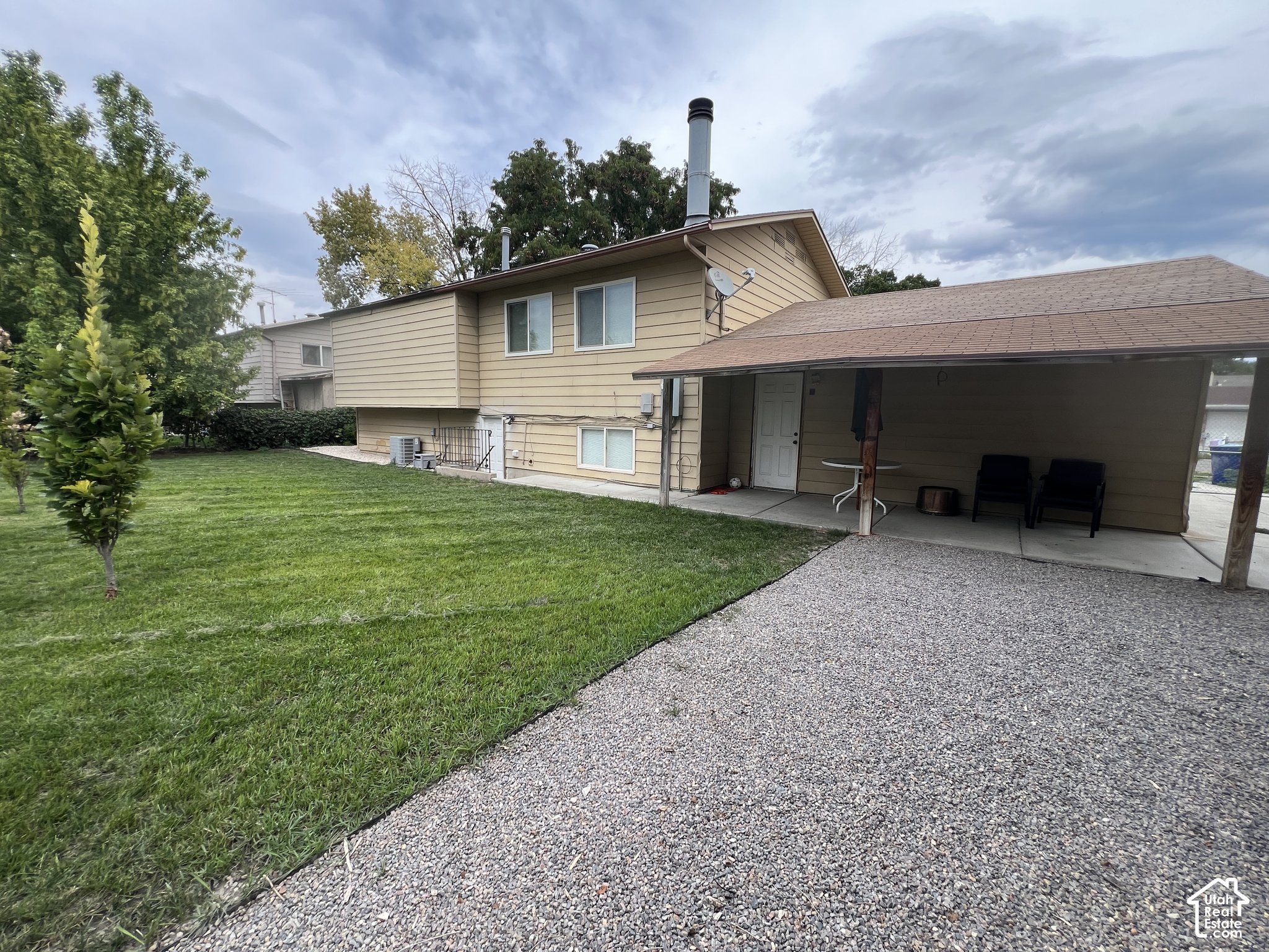main property photo 35