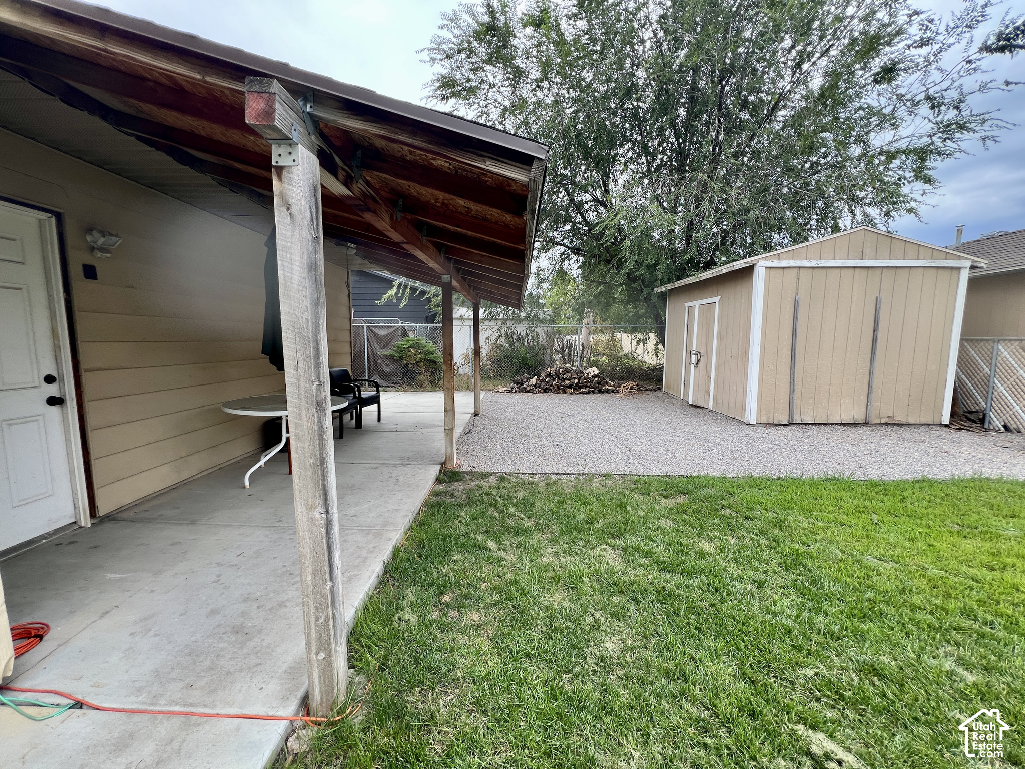 main property photo 38