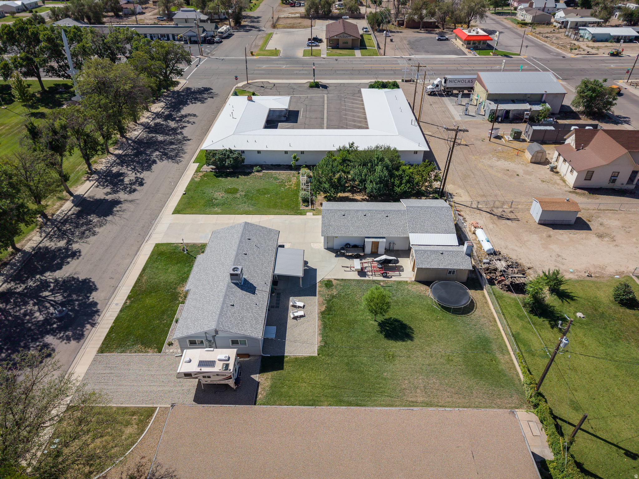main property photo 46
