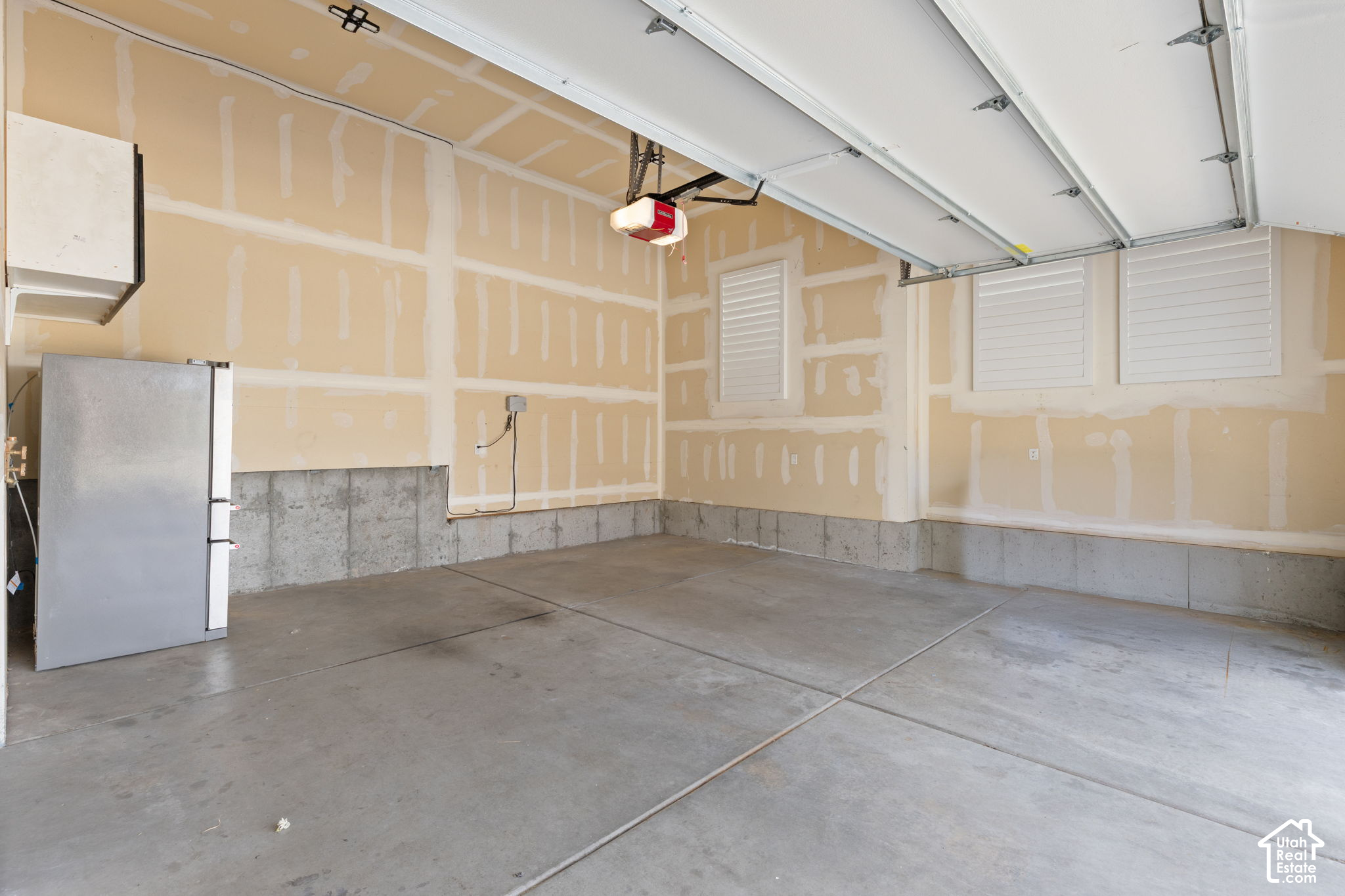 main property photo 48