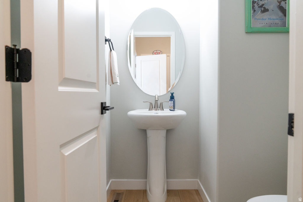 main property photo 24