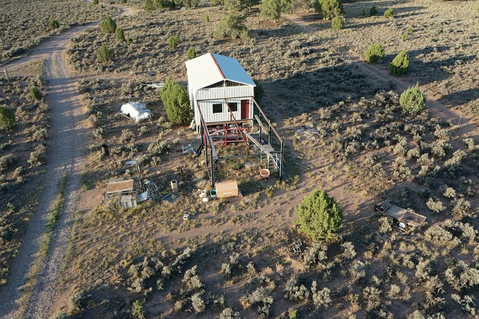 main property photo 32