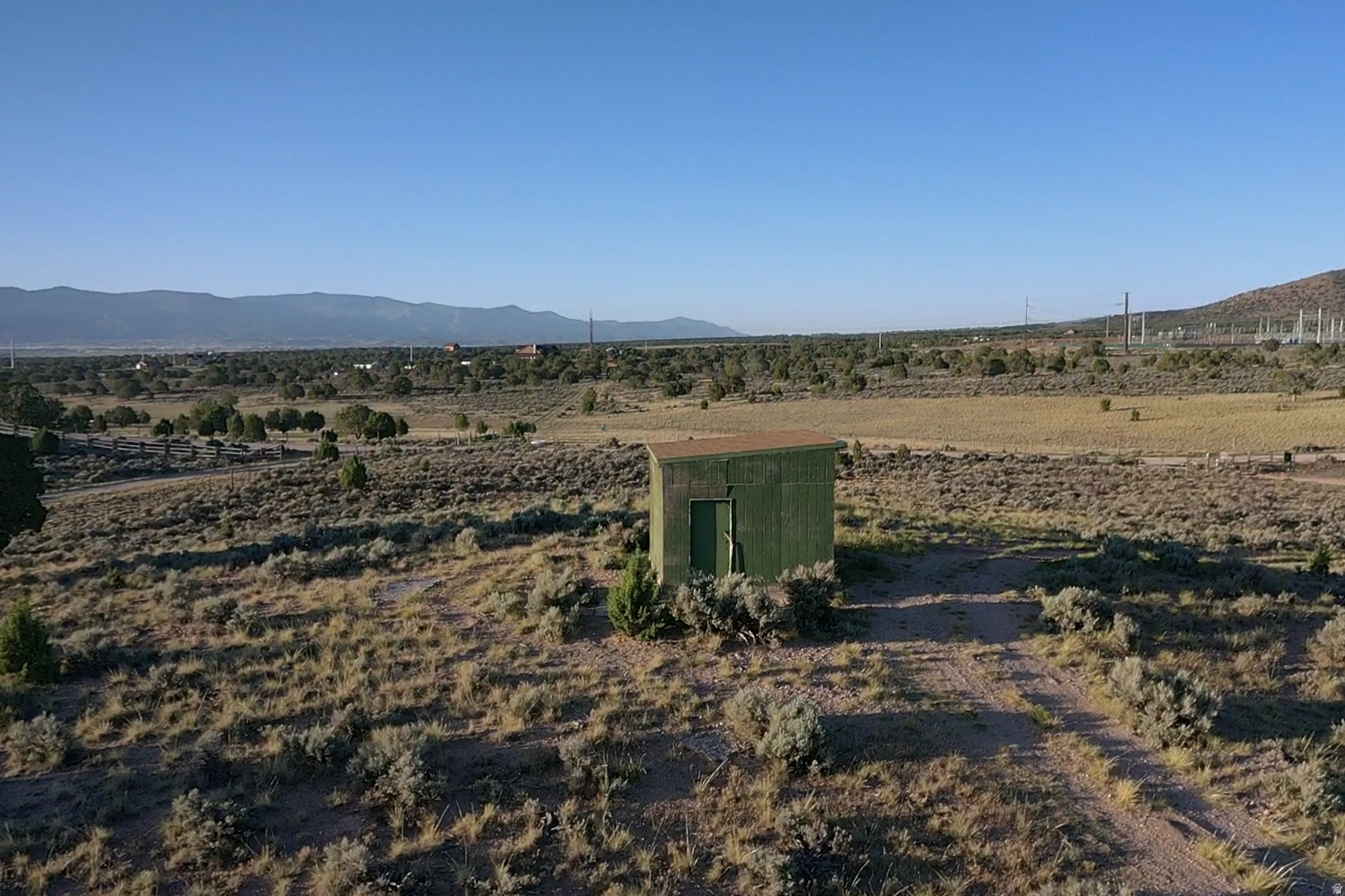 main property photo 34