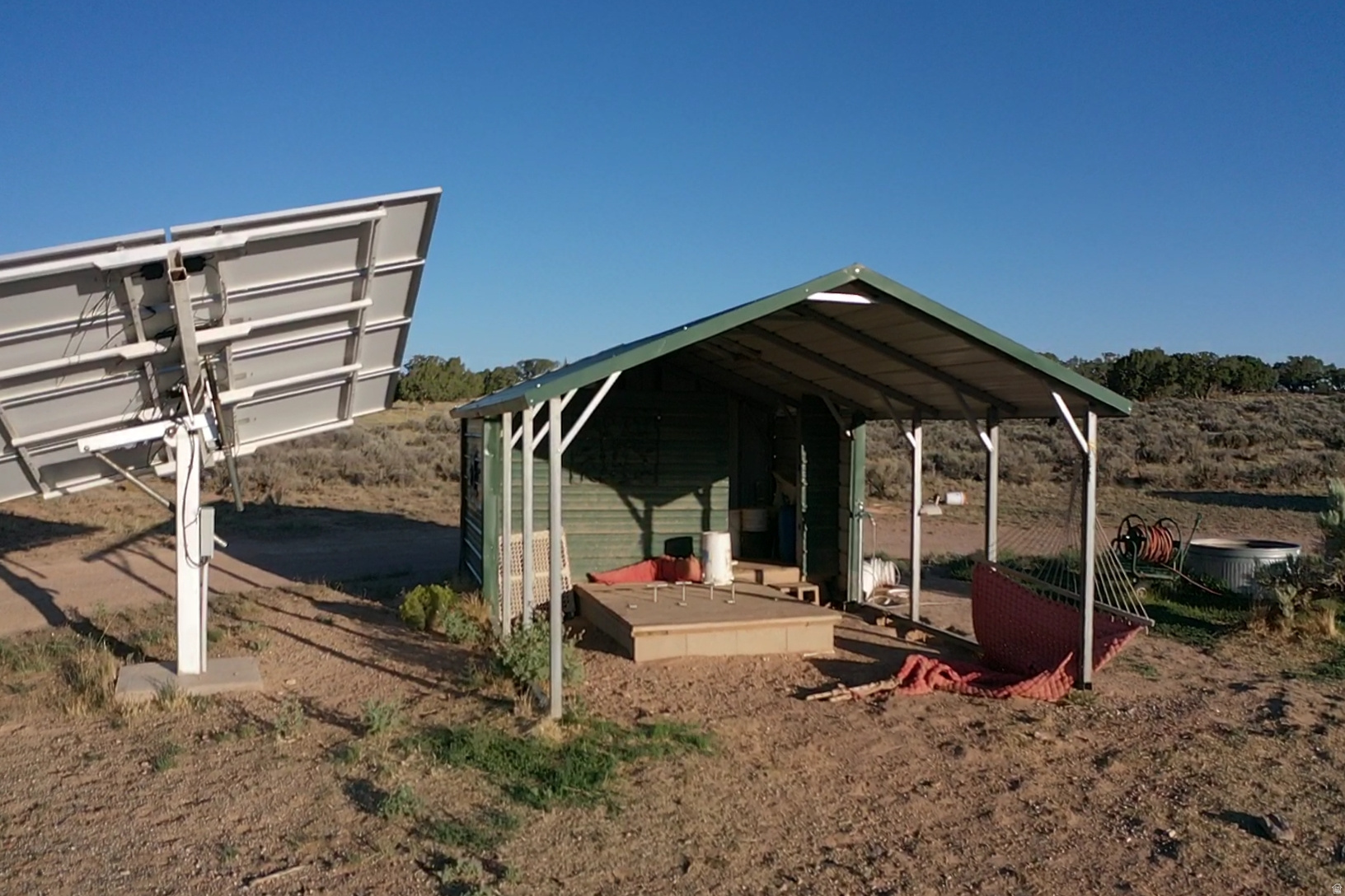 main property photo 40