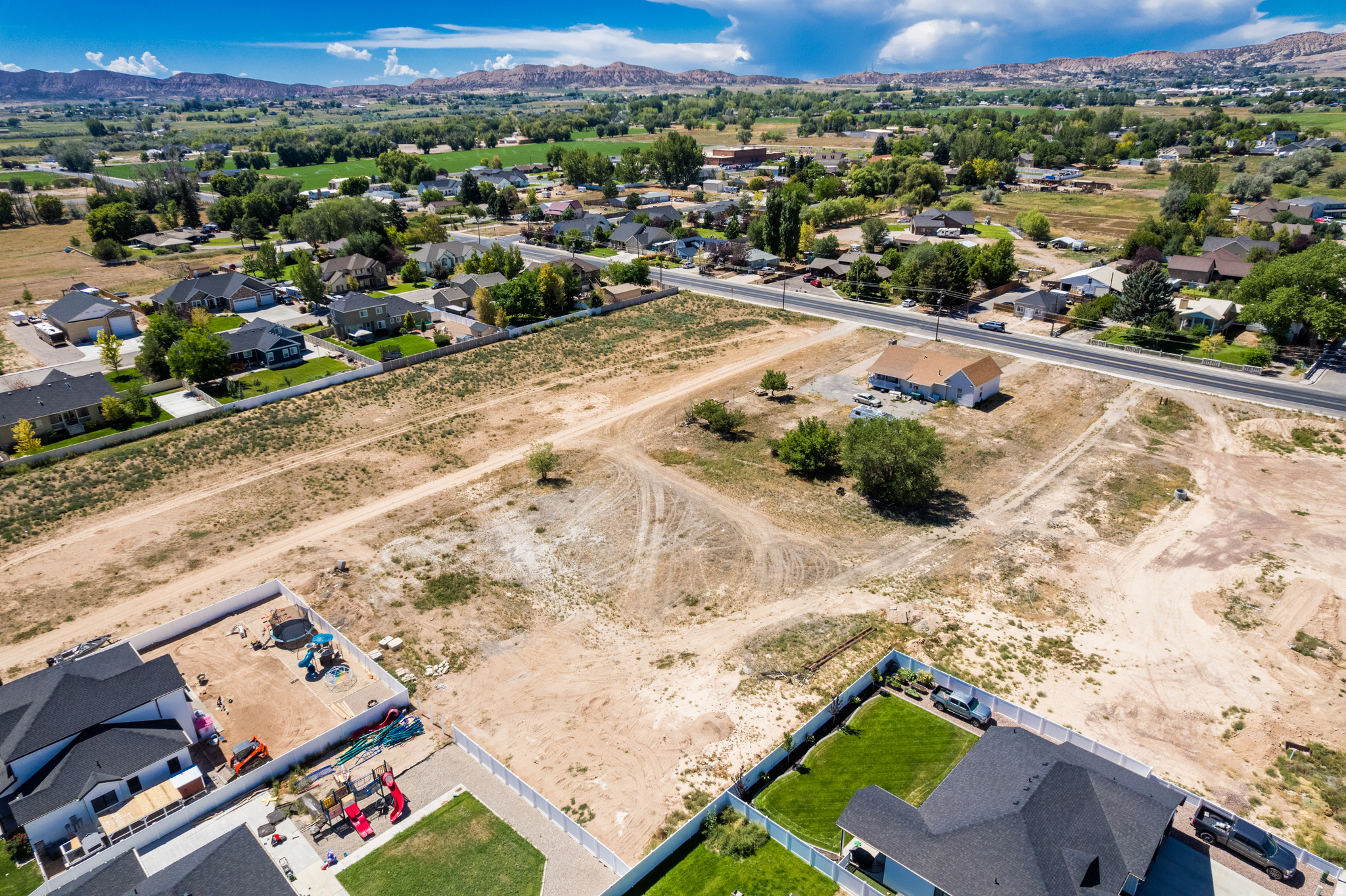 main property photo 19