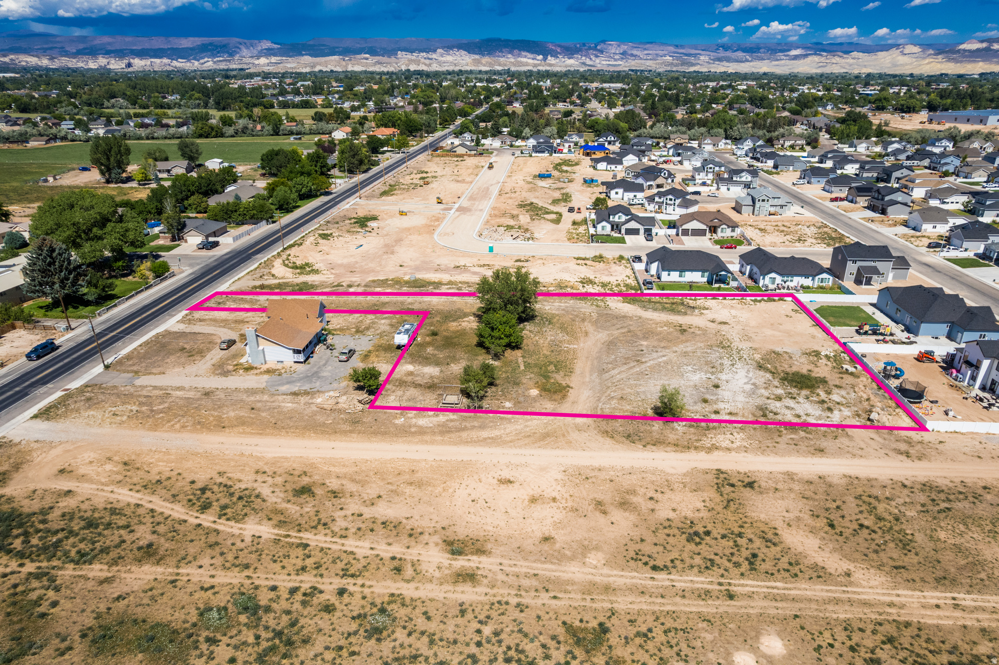 main property photo 3