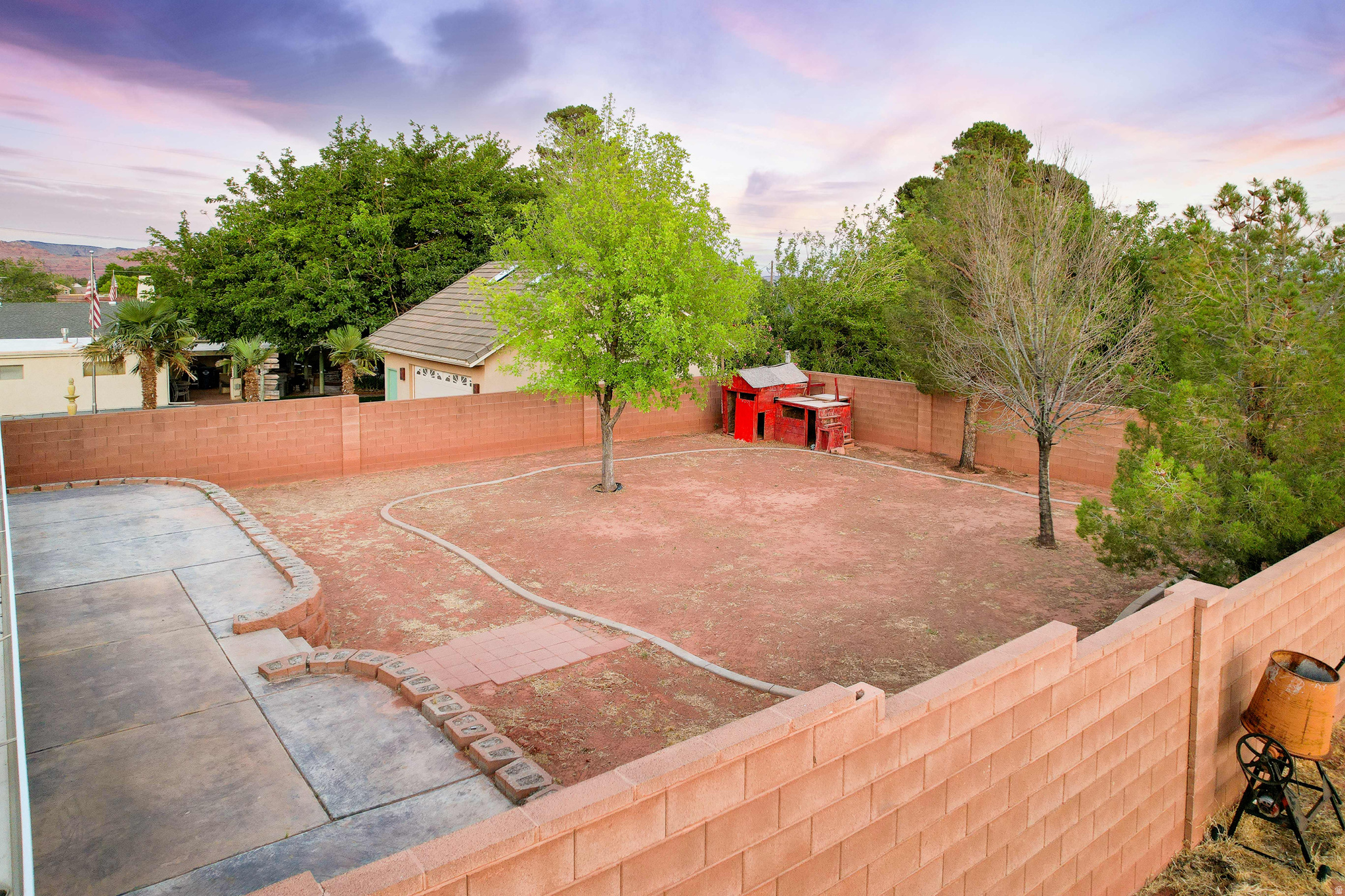 main property photo 22