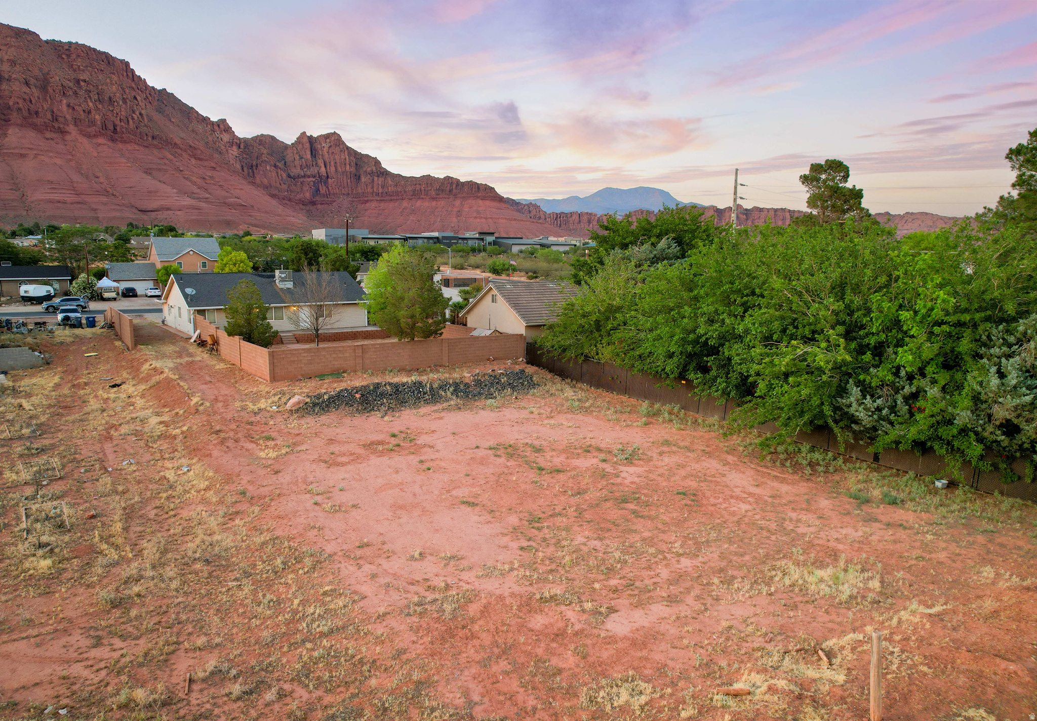 main property photo 24