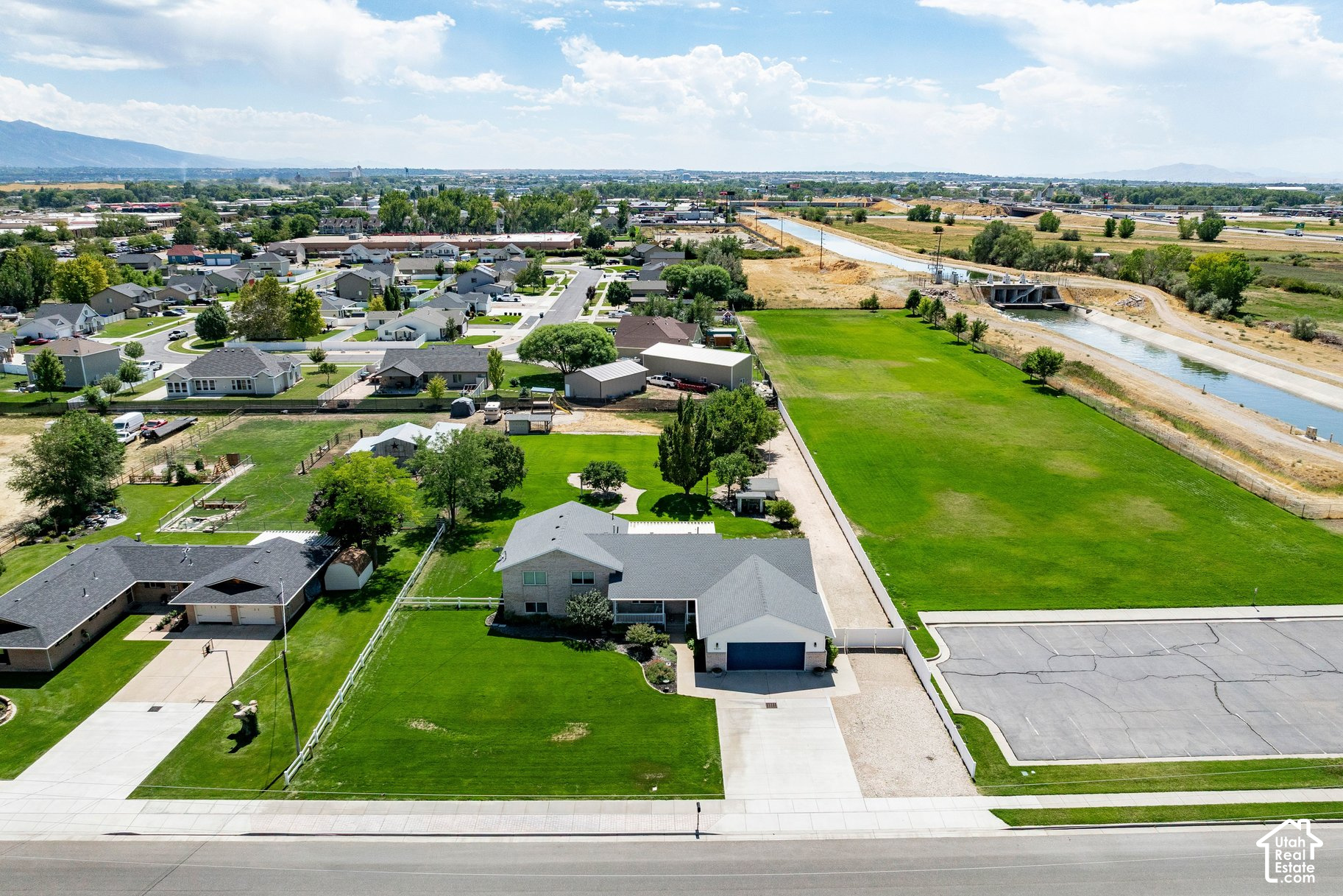 main property photo 52