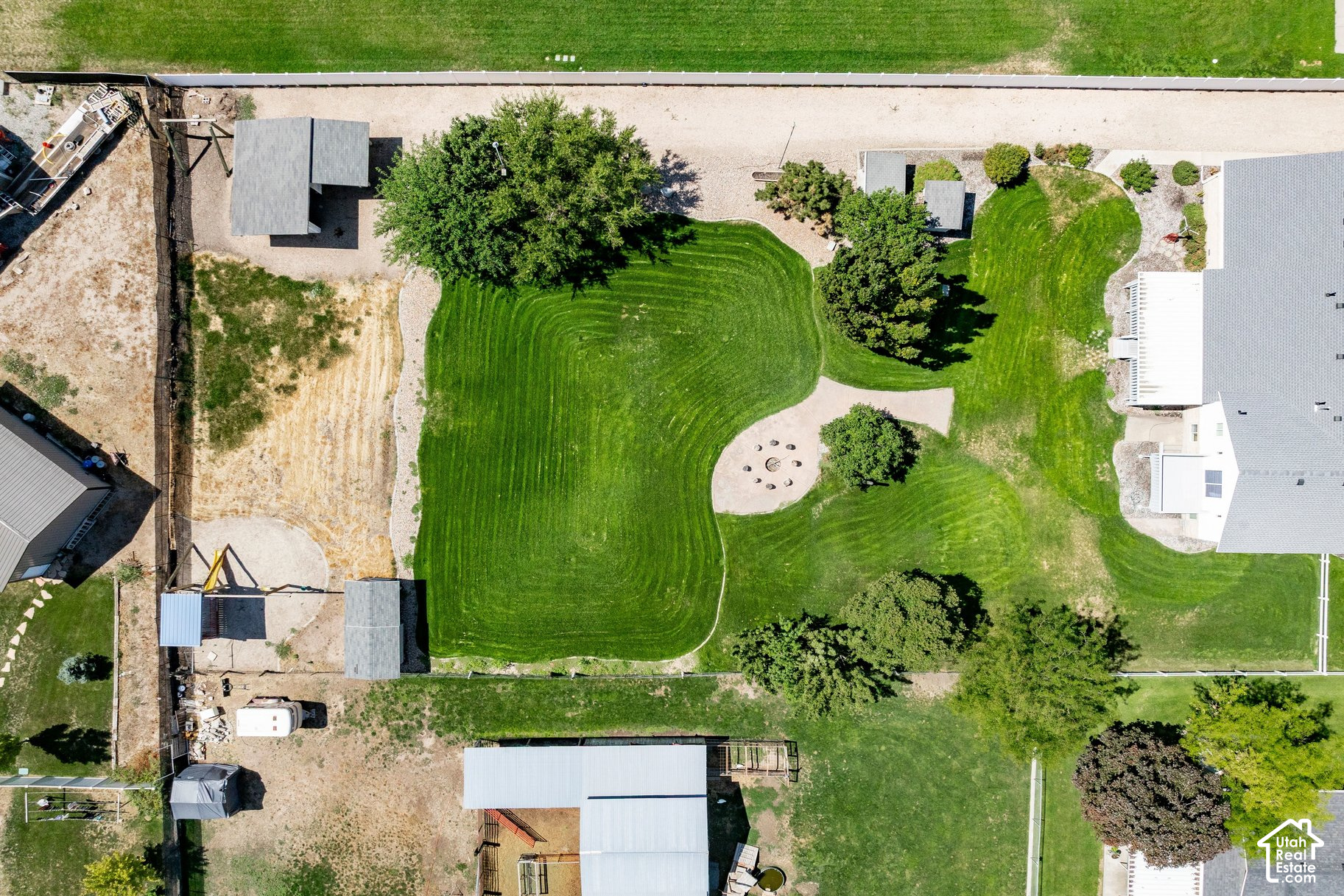 main property photo 58