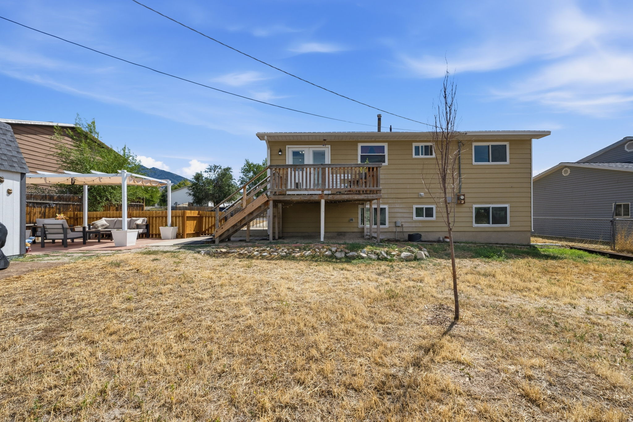 main property photo 24