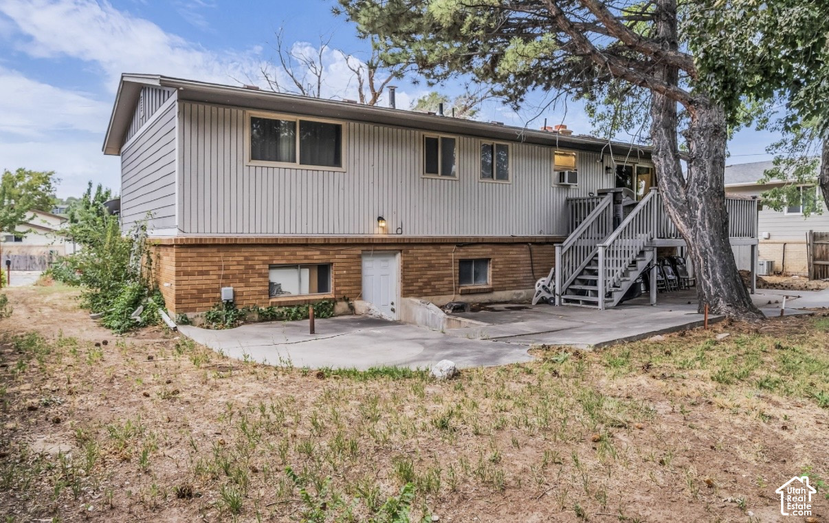 main property photo 20