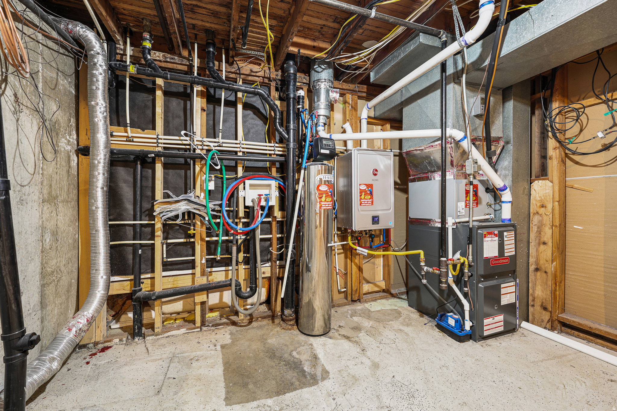 main property photo 23