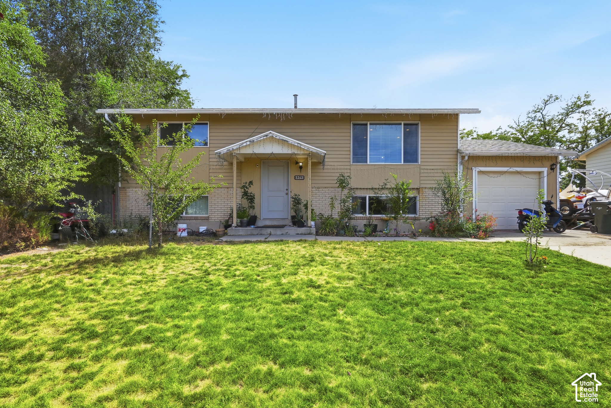 main property photo 20