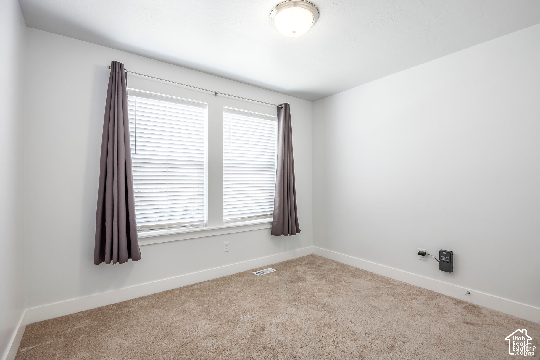 property viewer photo 11