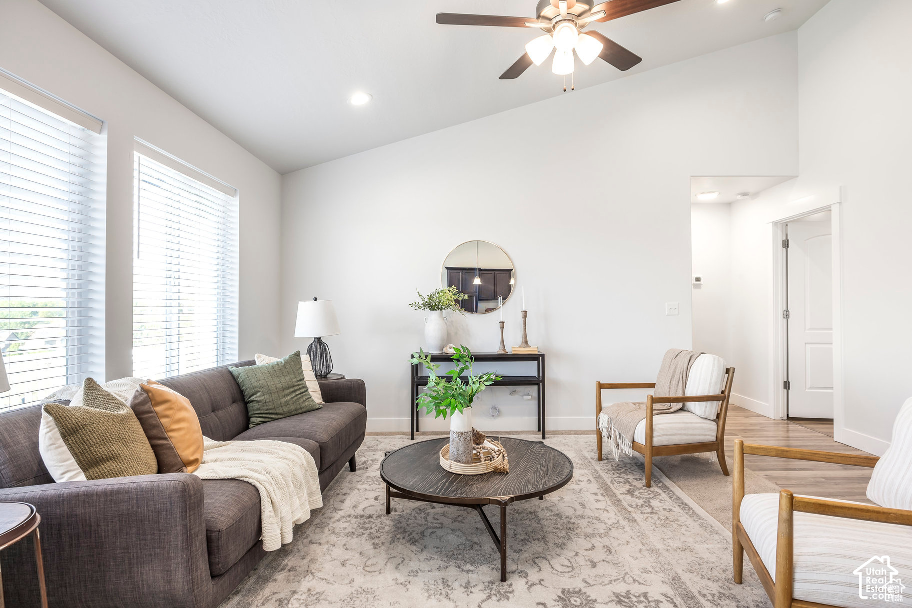 property viewer photo 13