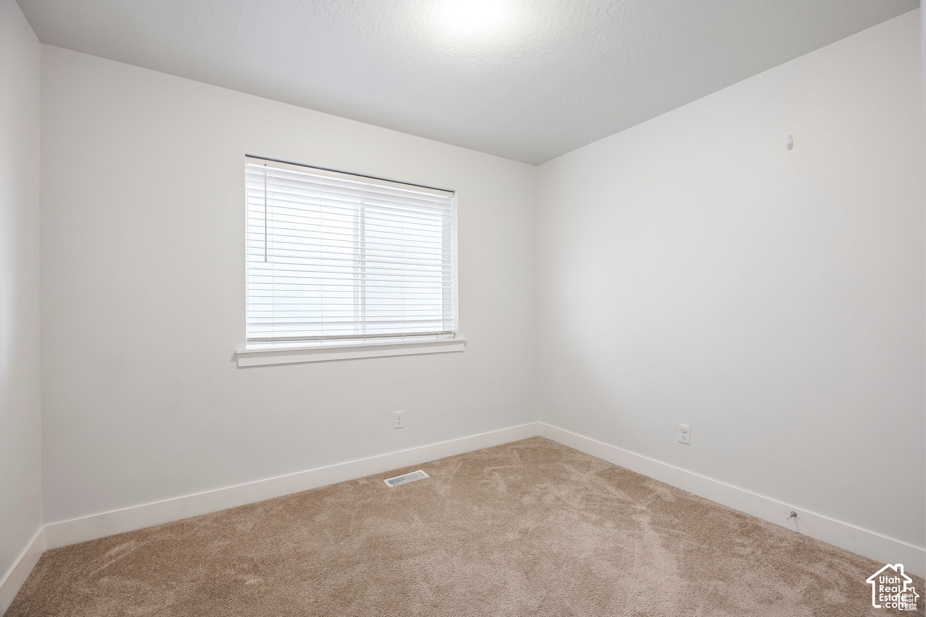 property viewer photo 14