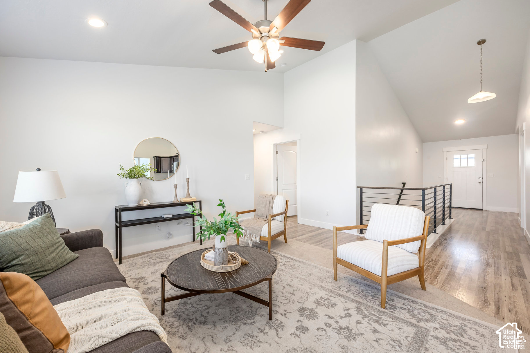 property viewer photo 17
