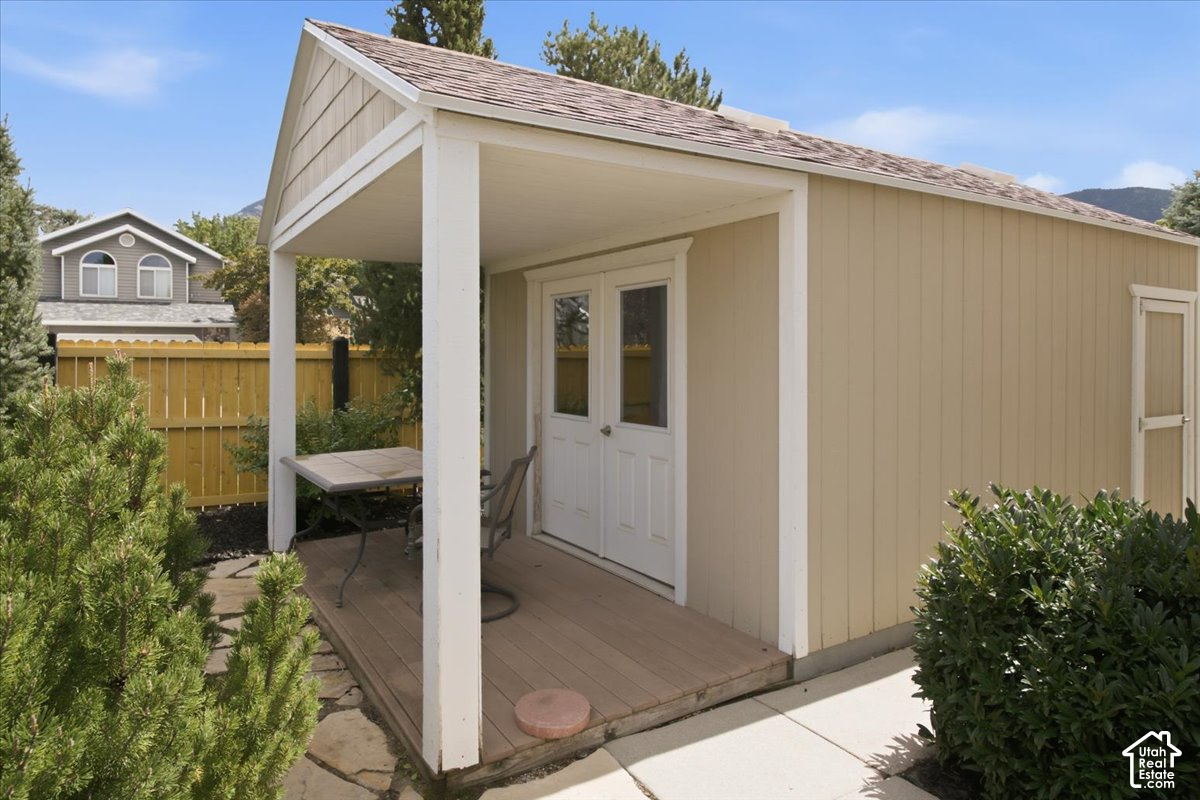 main property photo 31