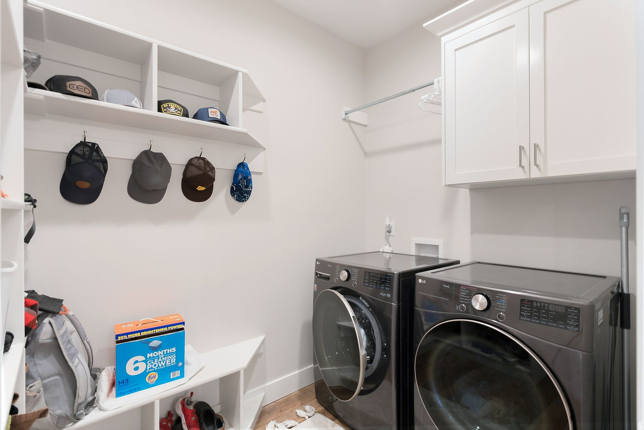 main property photo 19