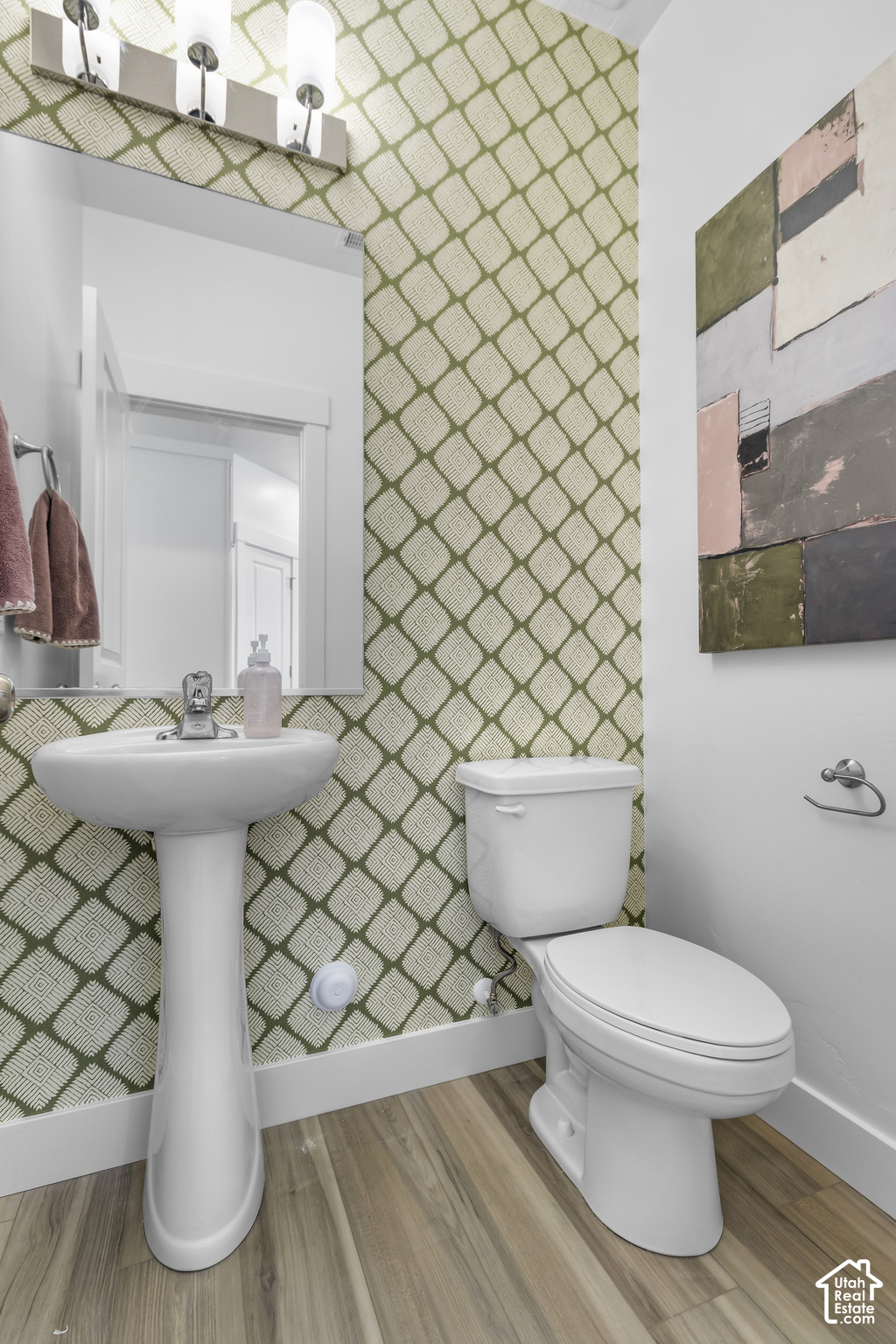 main property photo 13