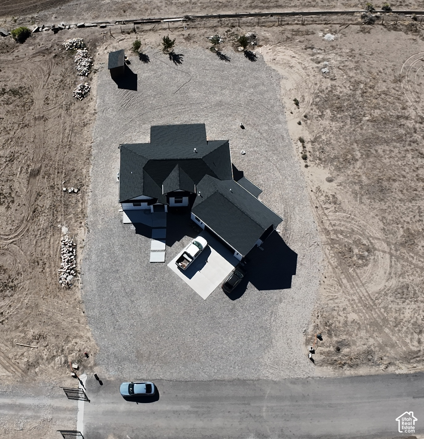 main property photo 45