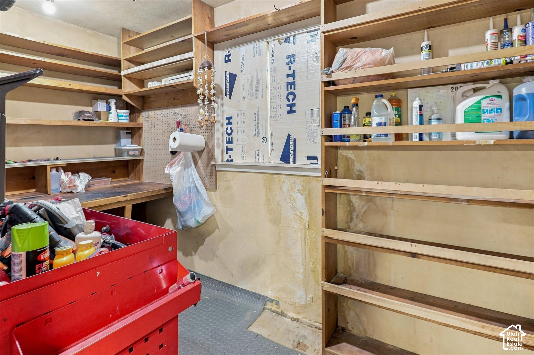 main property photo 16
