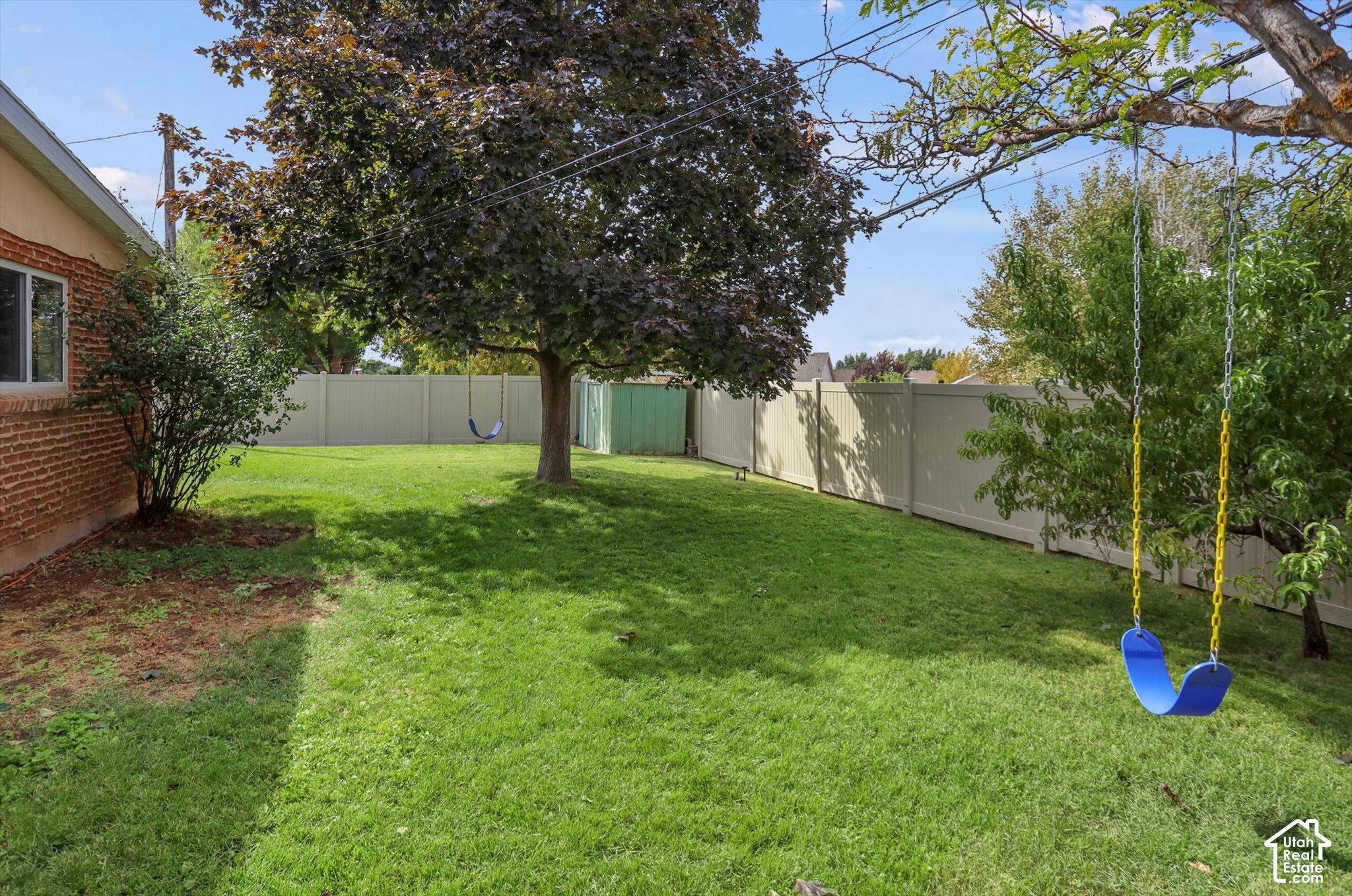 main property photo 19