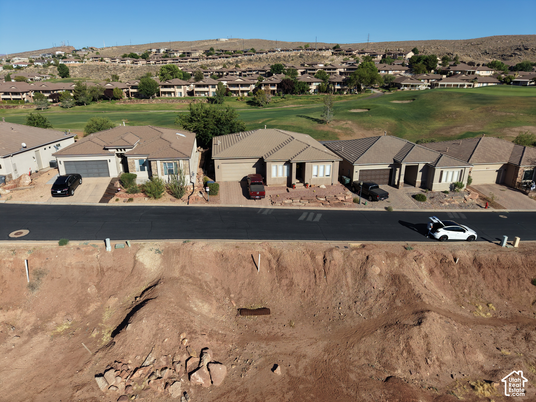 main property photo 15