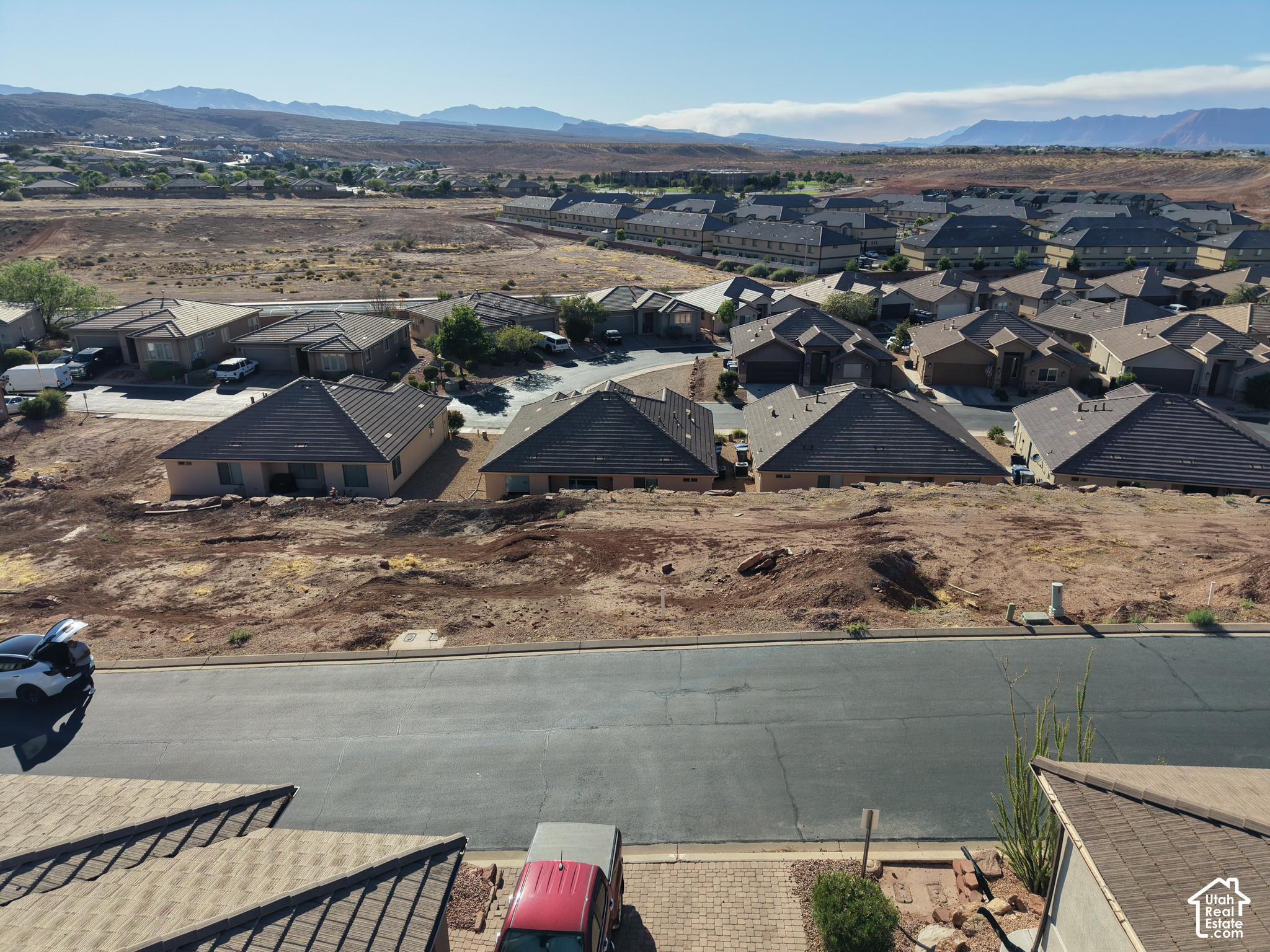 main property photo 16